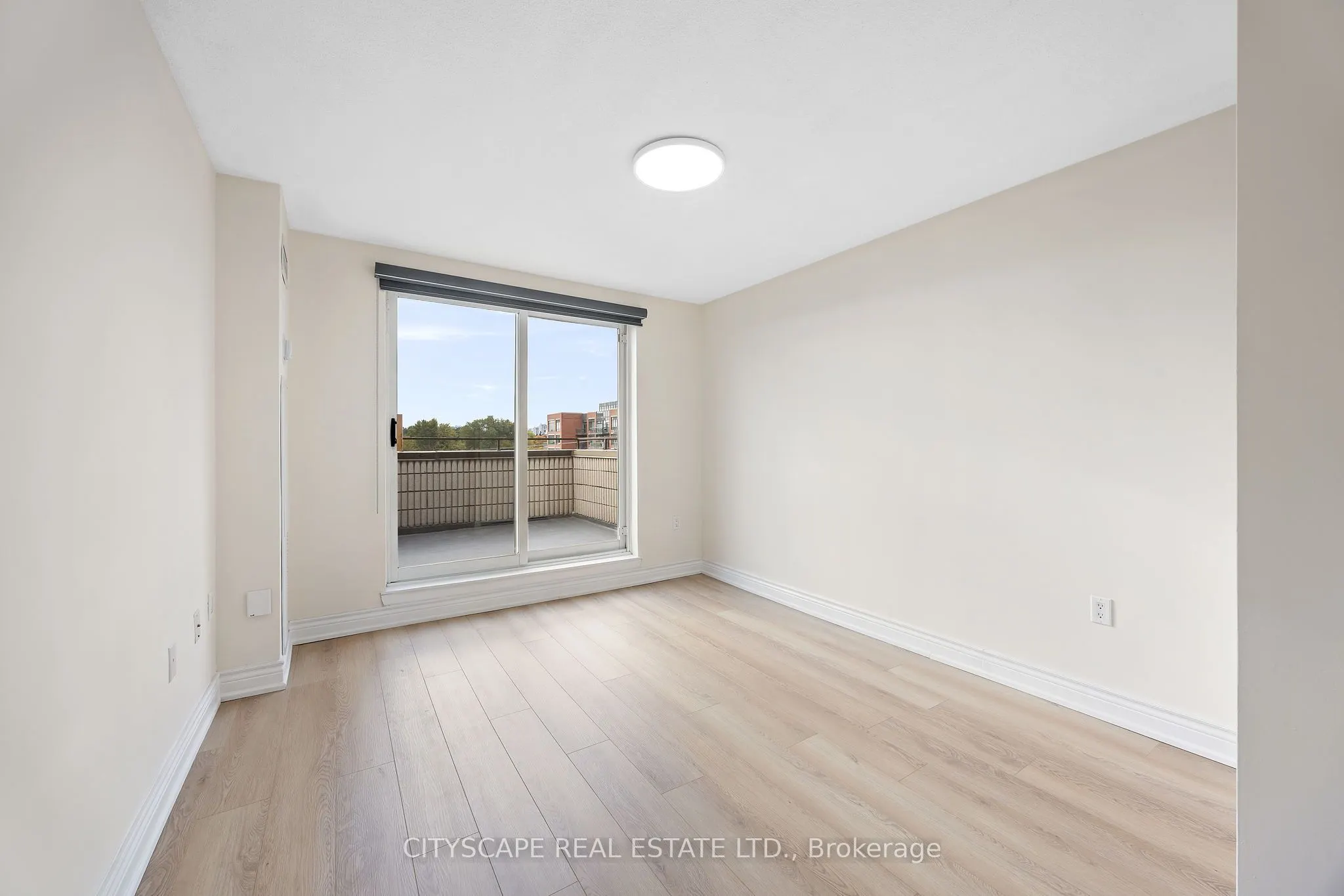 16 Elgin Street, #301