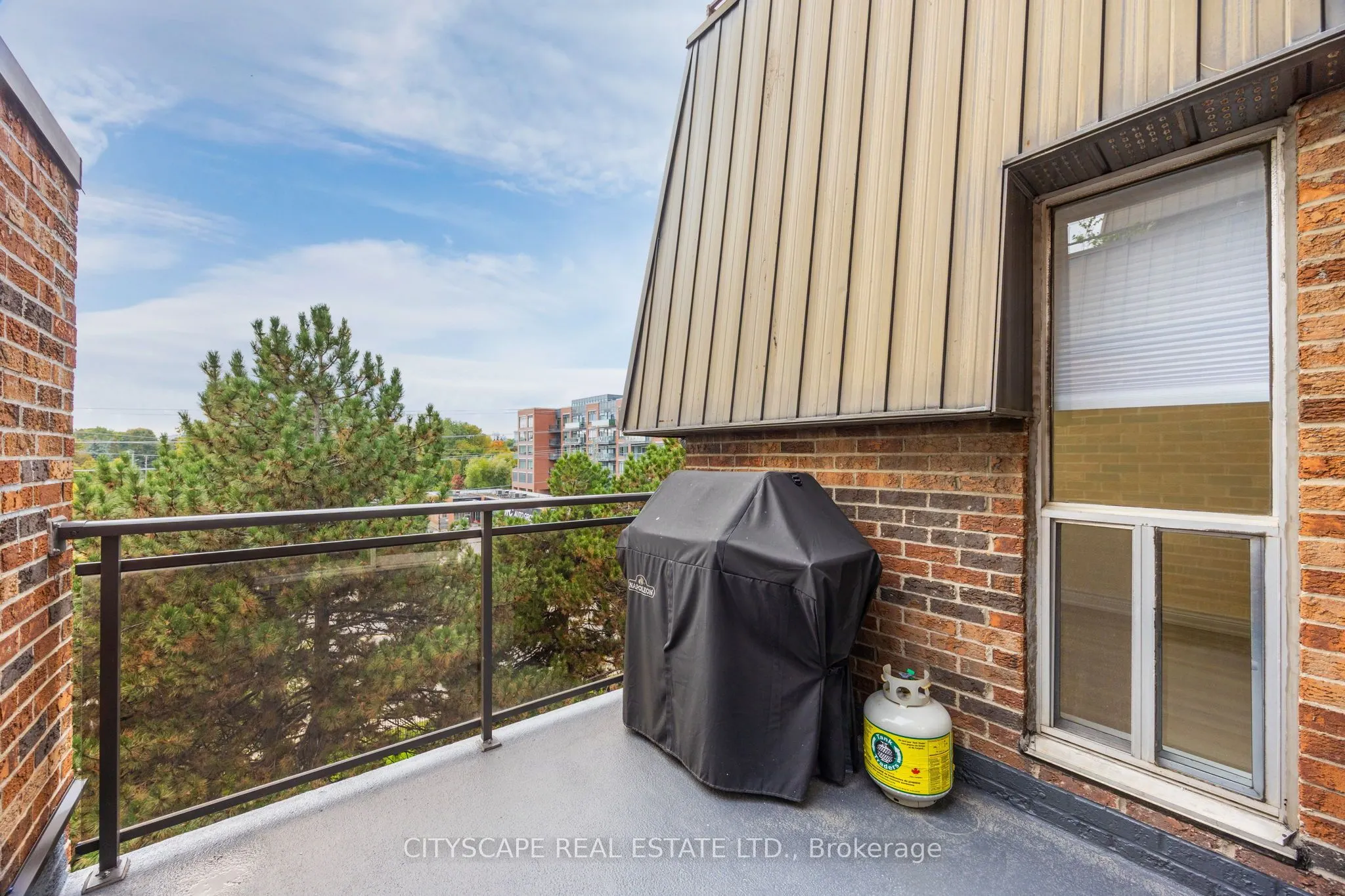 16 Elgin Street, #301