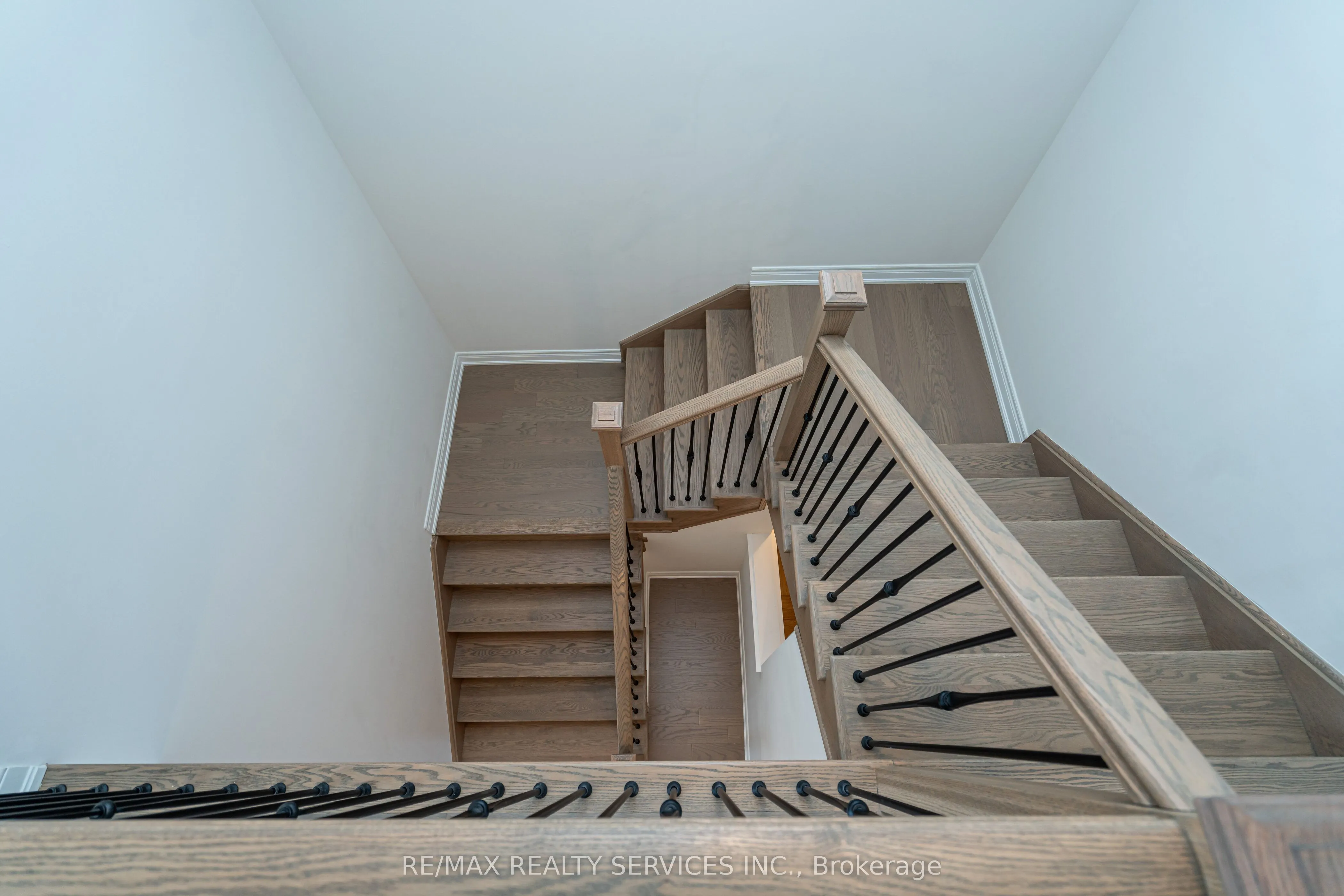 52 Plank Road