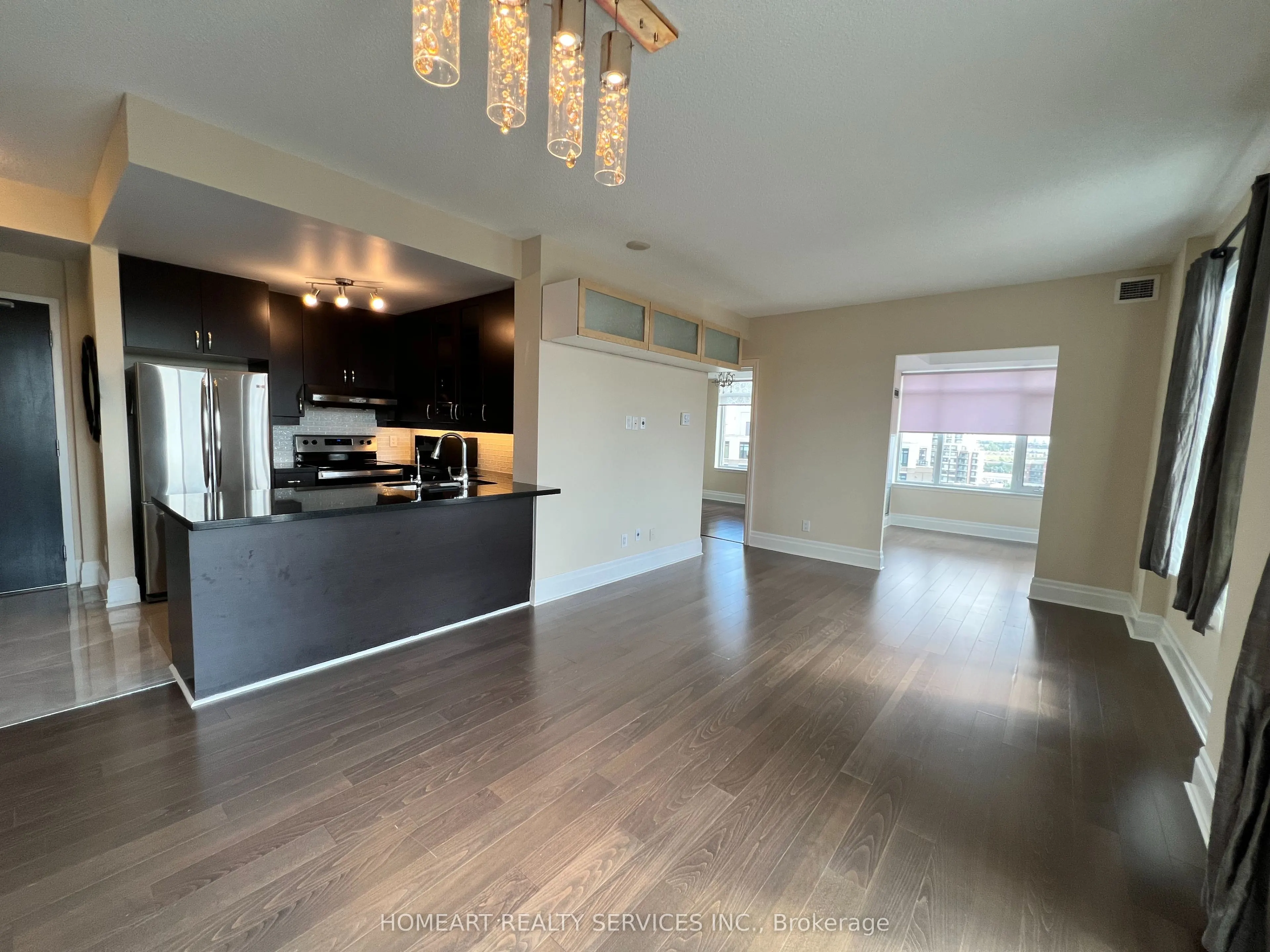 151 Upper Duke Crescent, #1102