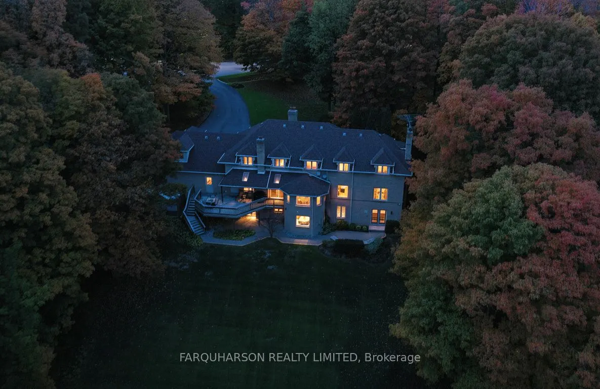 15 Skyridge Court