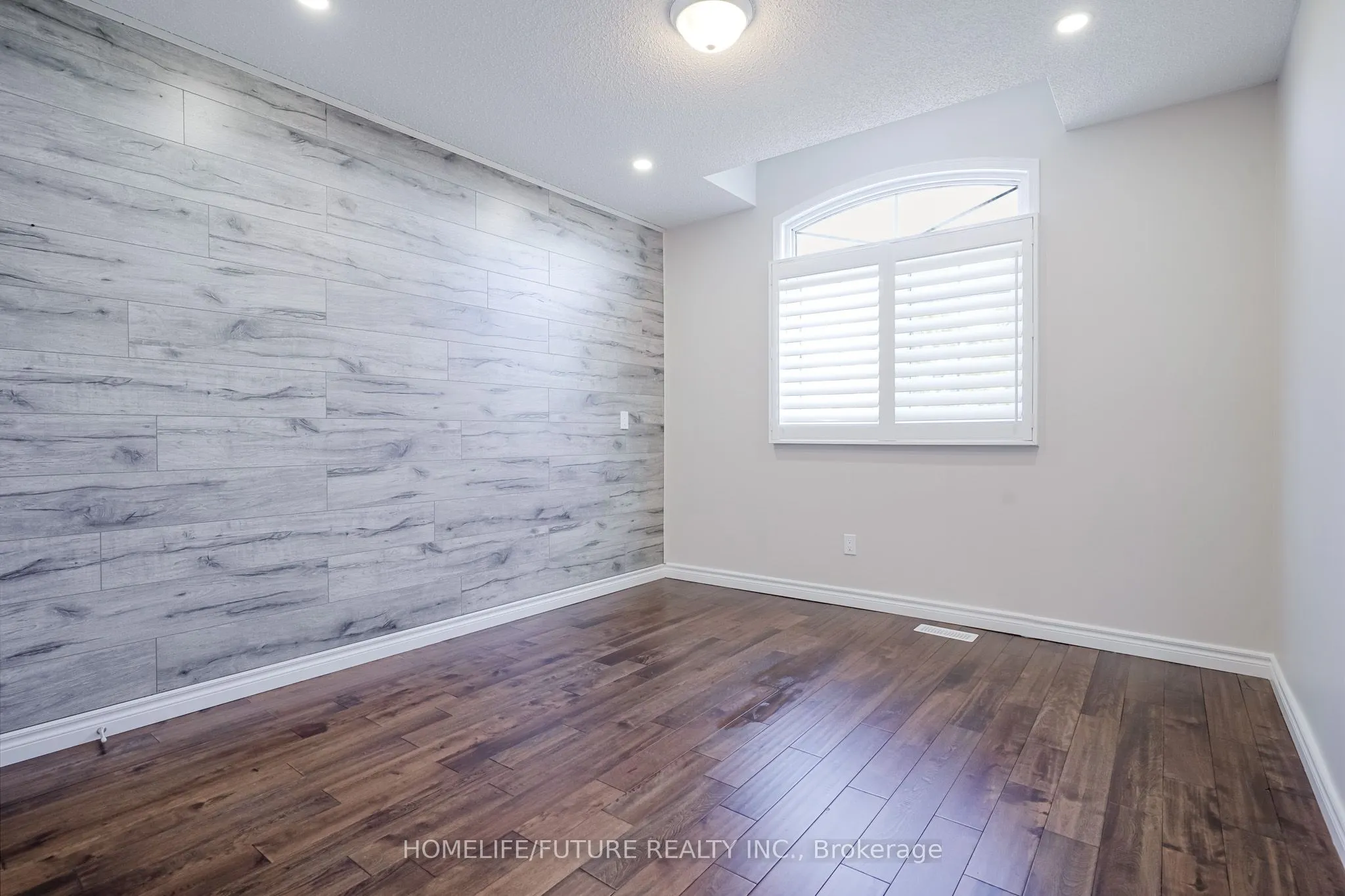 91 Joycedale Street, #Main & 2nd Flr