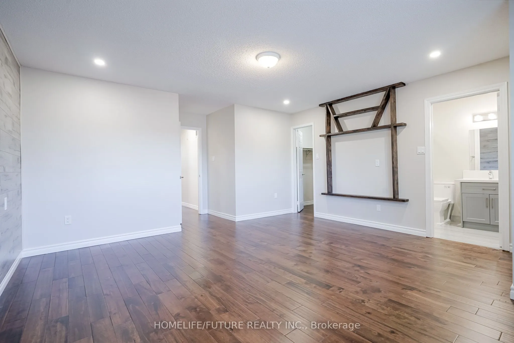 91 Joycedale Street, #Main & 2nd Flr