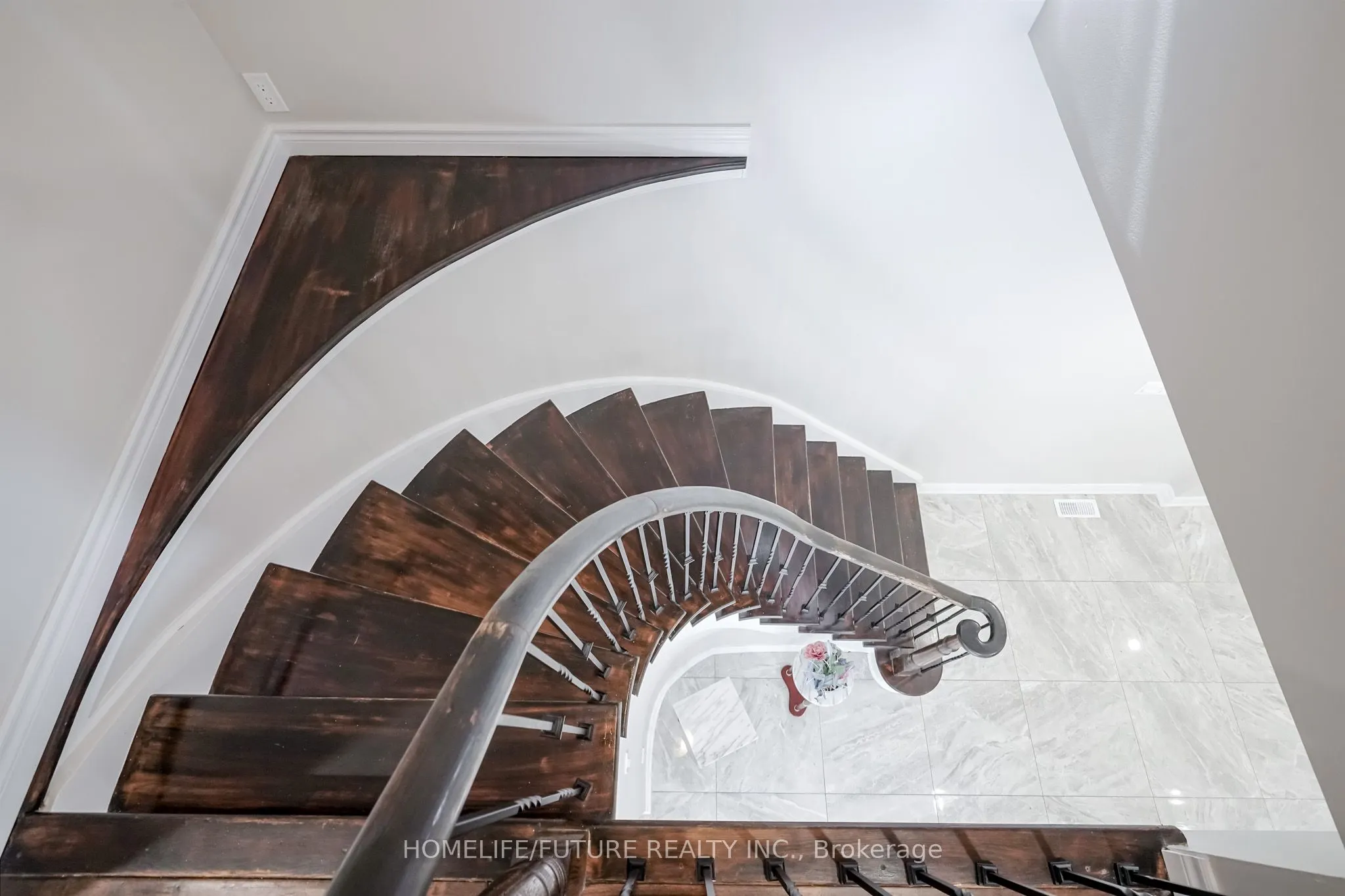 91 Joycedale Street, #Main & 2nd Flr
