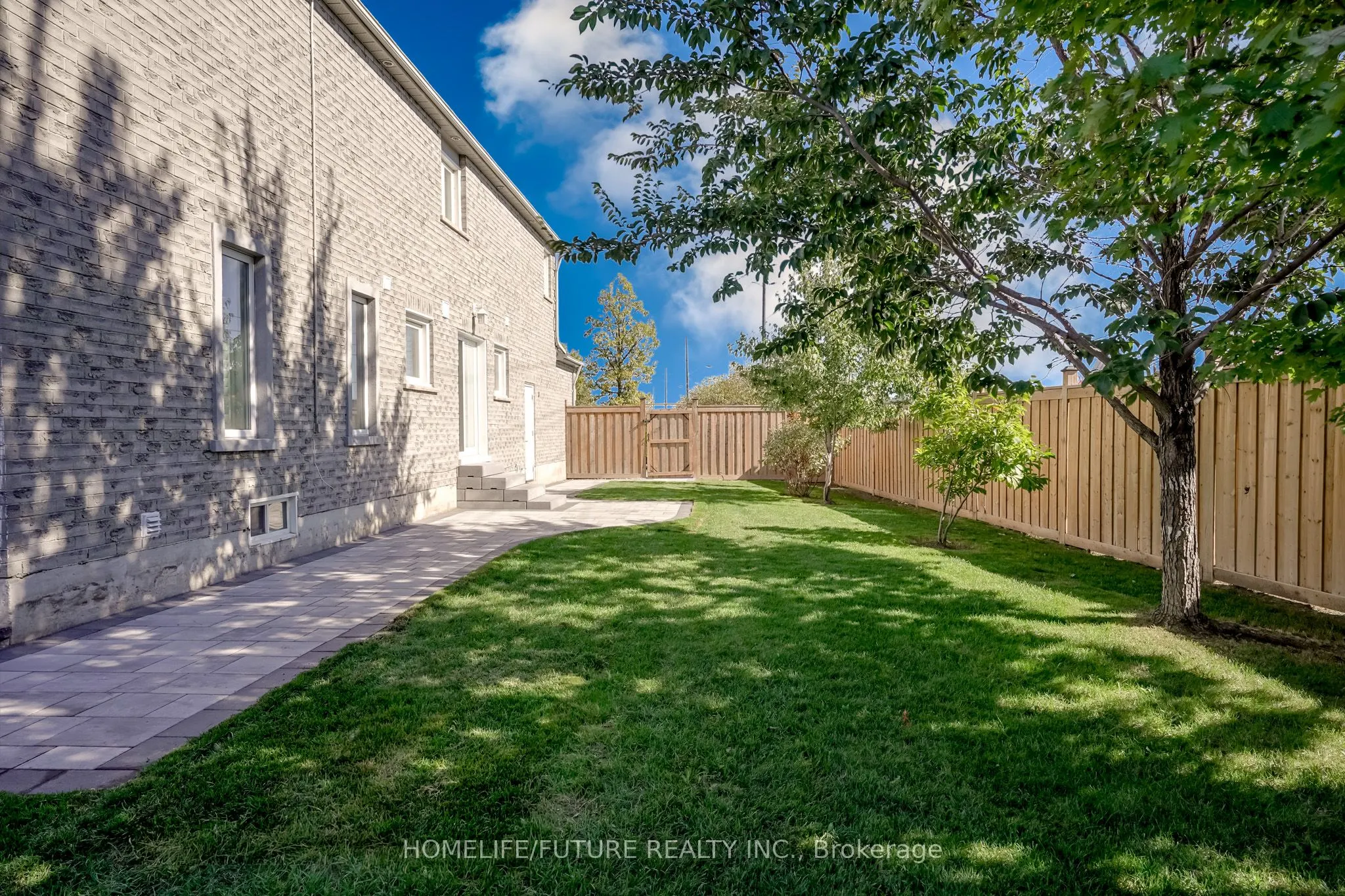 91 Joycedale Street, #Main & 2nd Flr