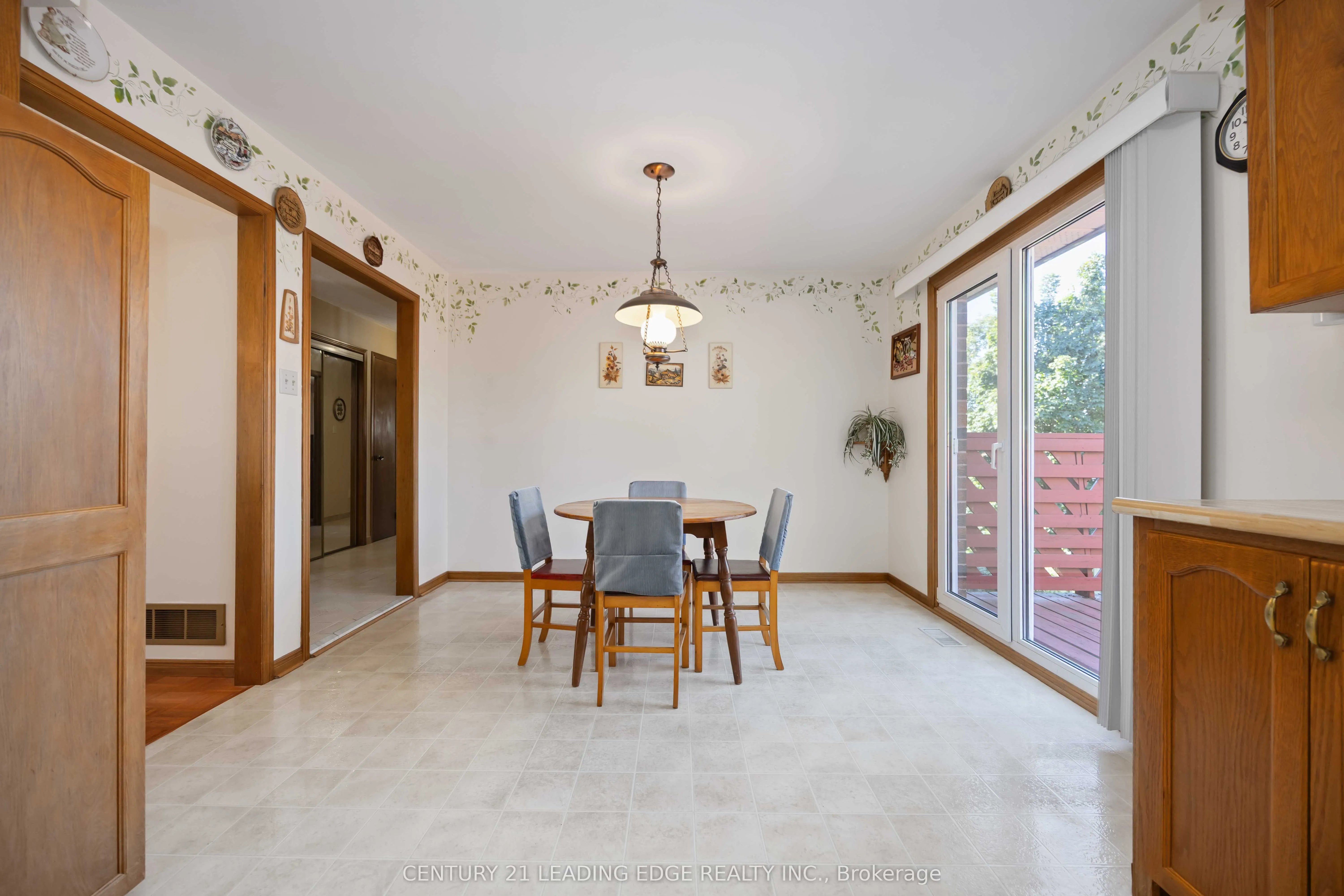 52 ASPEN Crescent