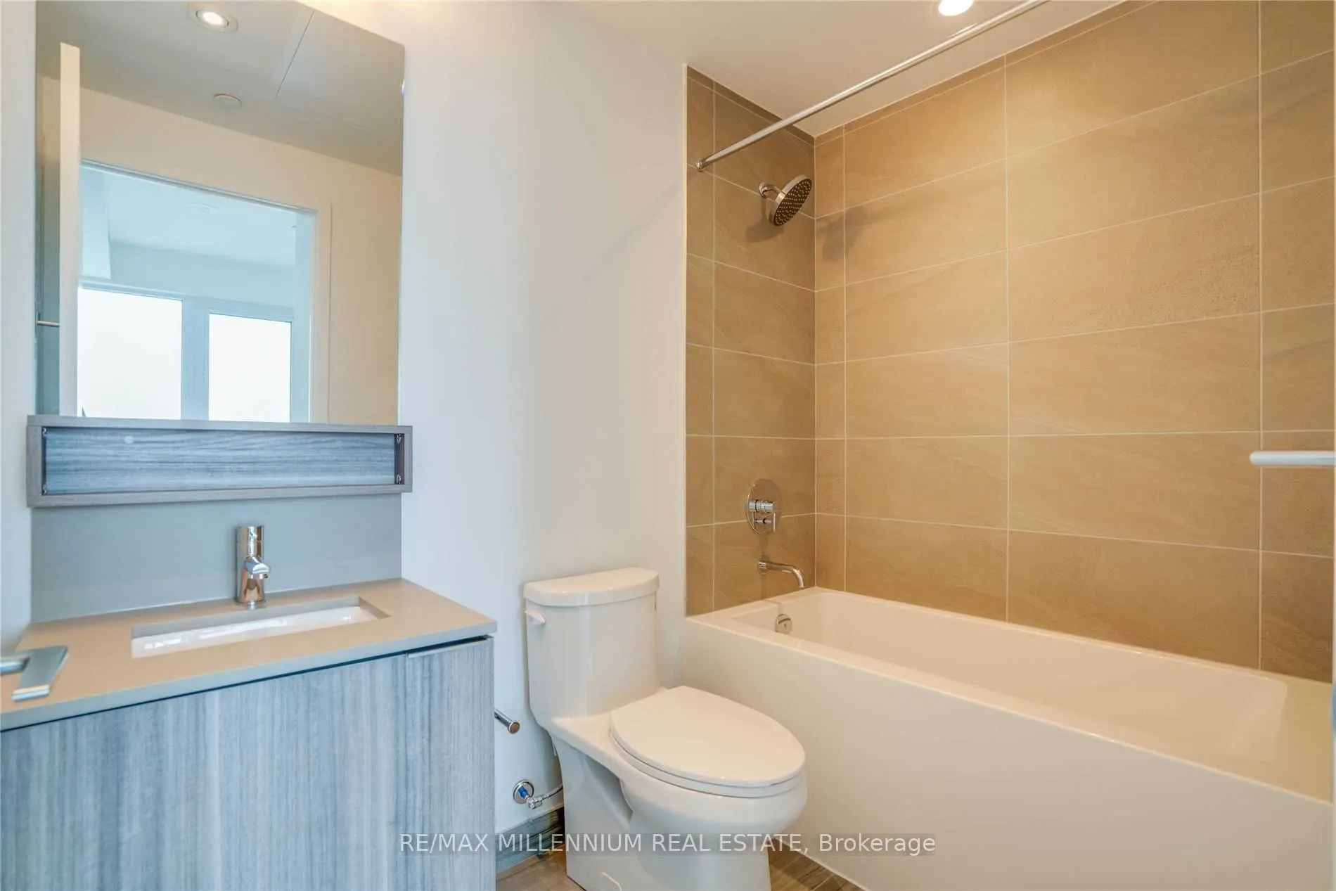 898 Portage Parkway, #2006