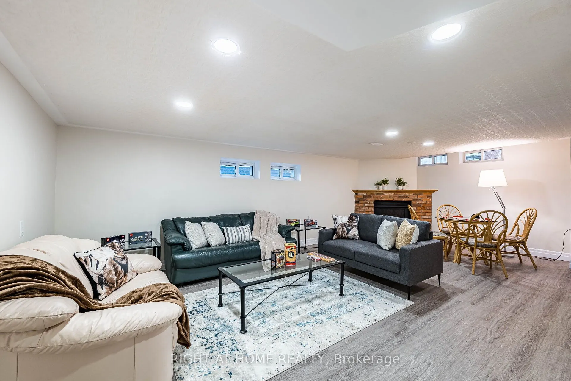 51 Redwood Lane