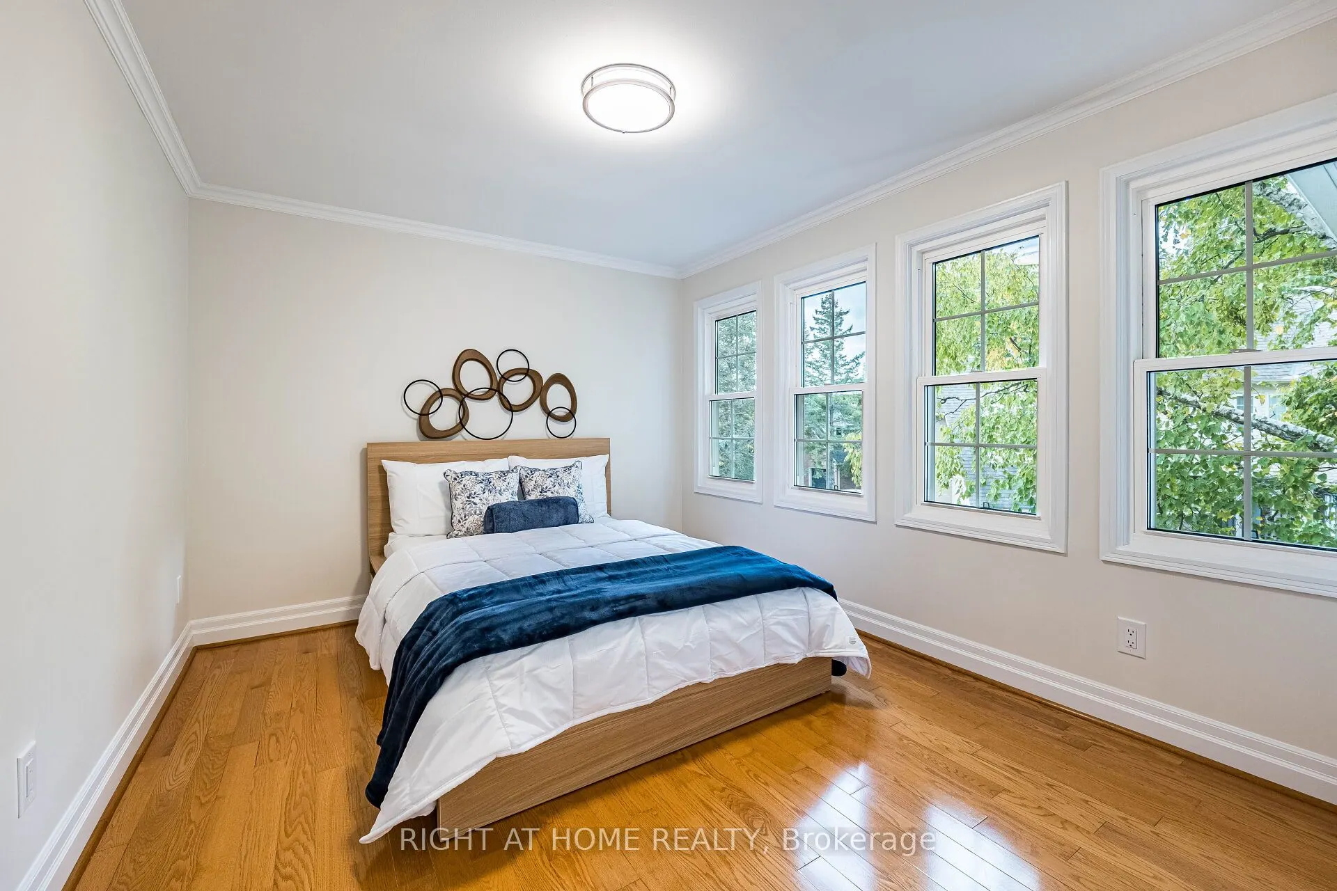 51 Redwood Lane