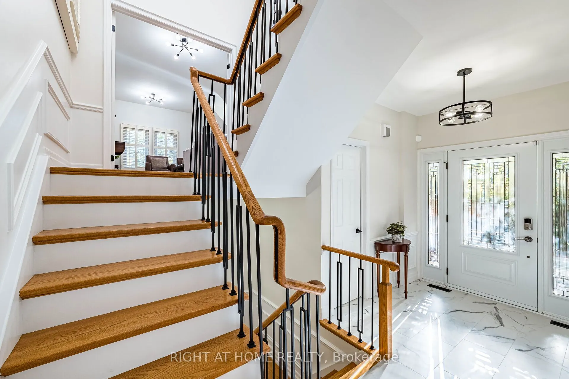 51 Redwood Lane