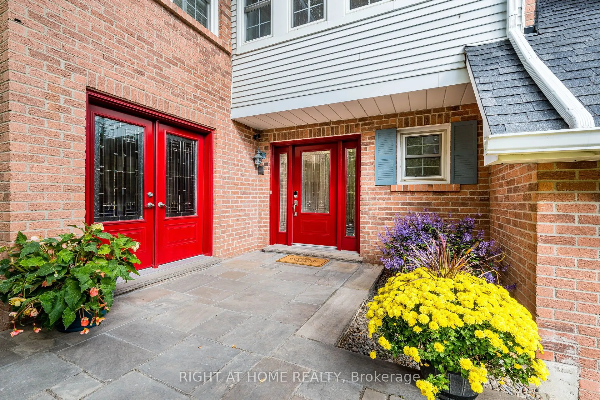 51 Redwood Lane