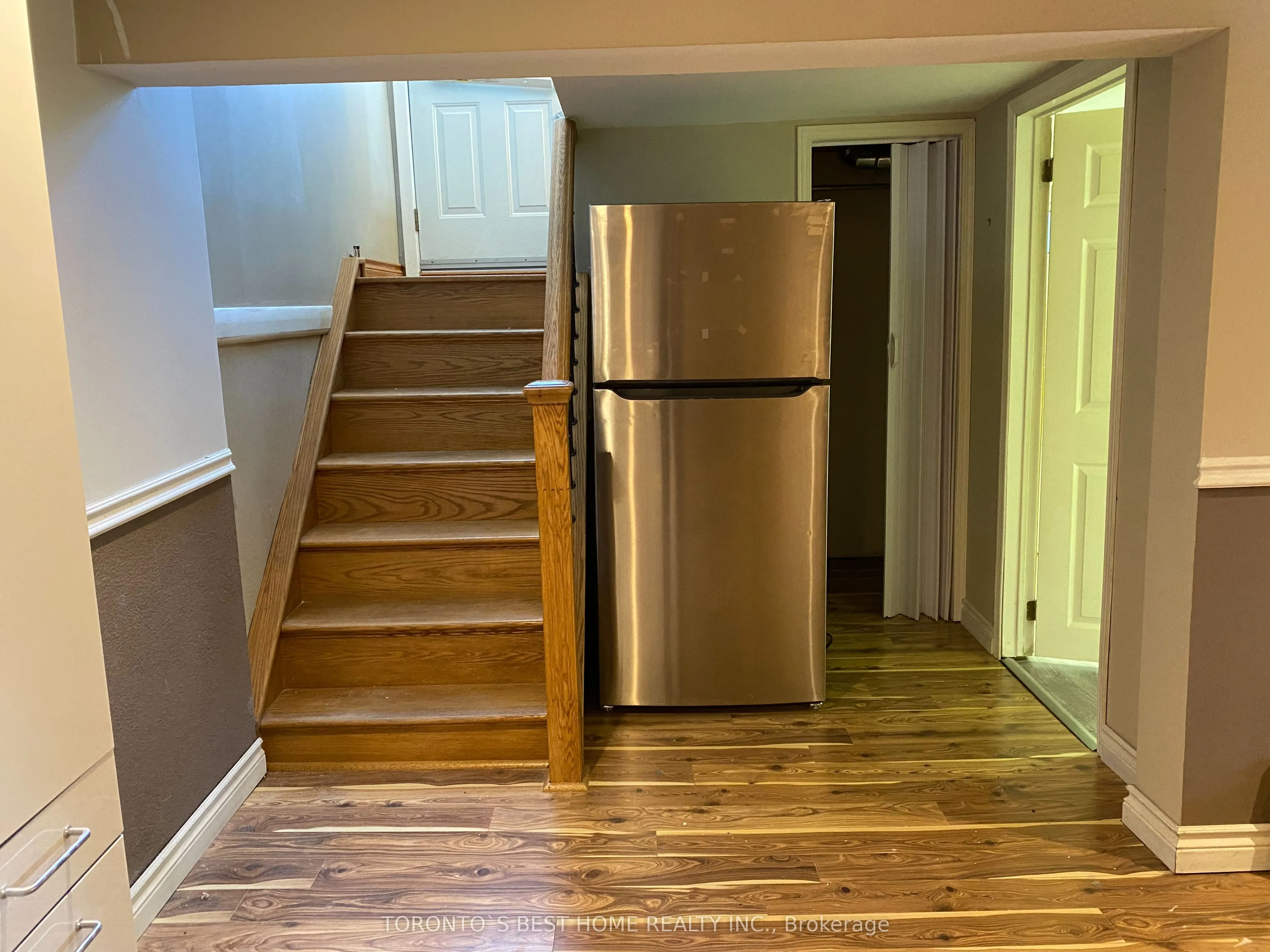 24 Stoddart Drive, #Lower