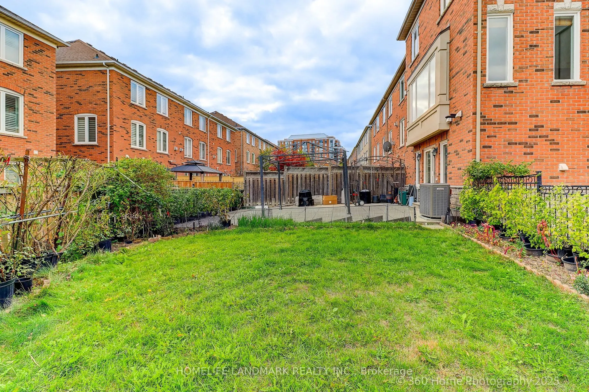189 Leitchcroft Crescent