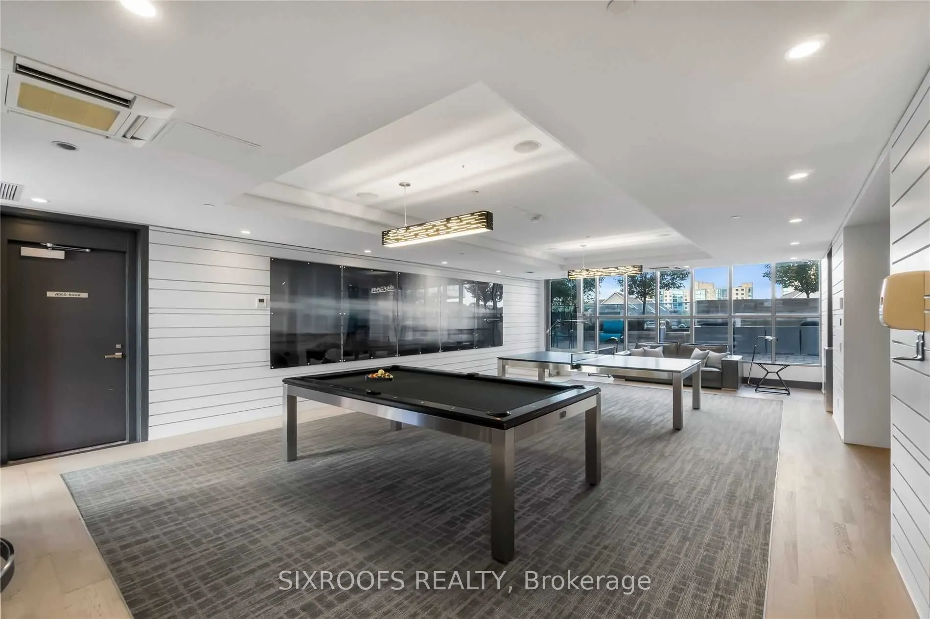 9471 Yonge Street, #535