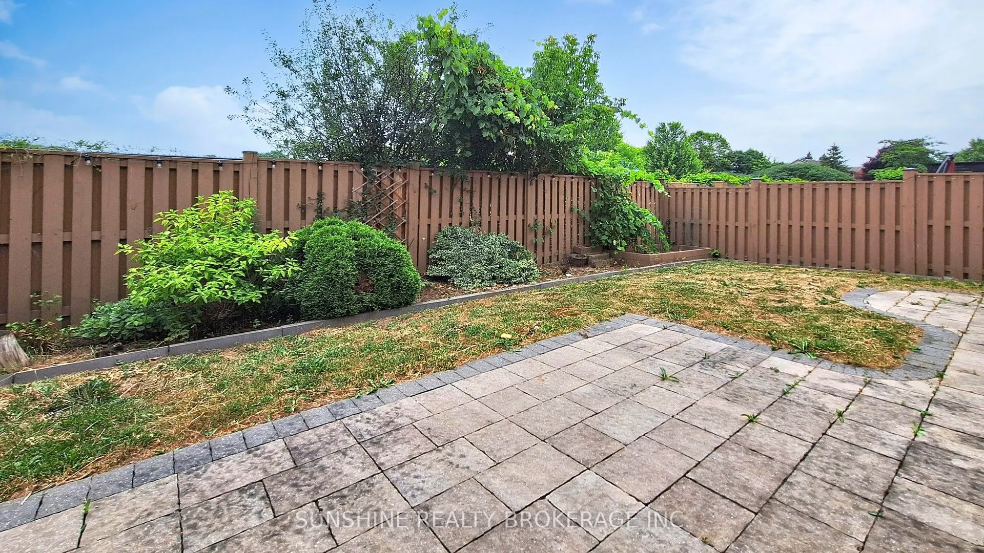 190 Miltrose Crescent