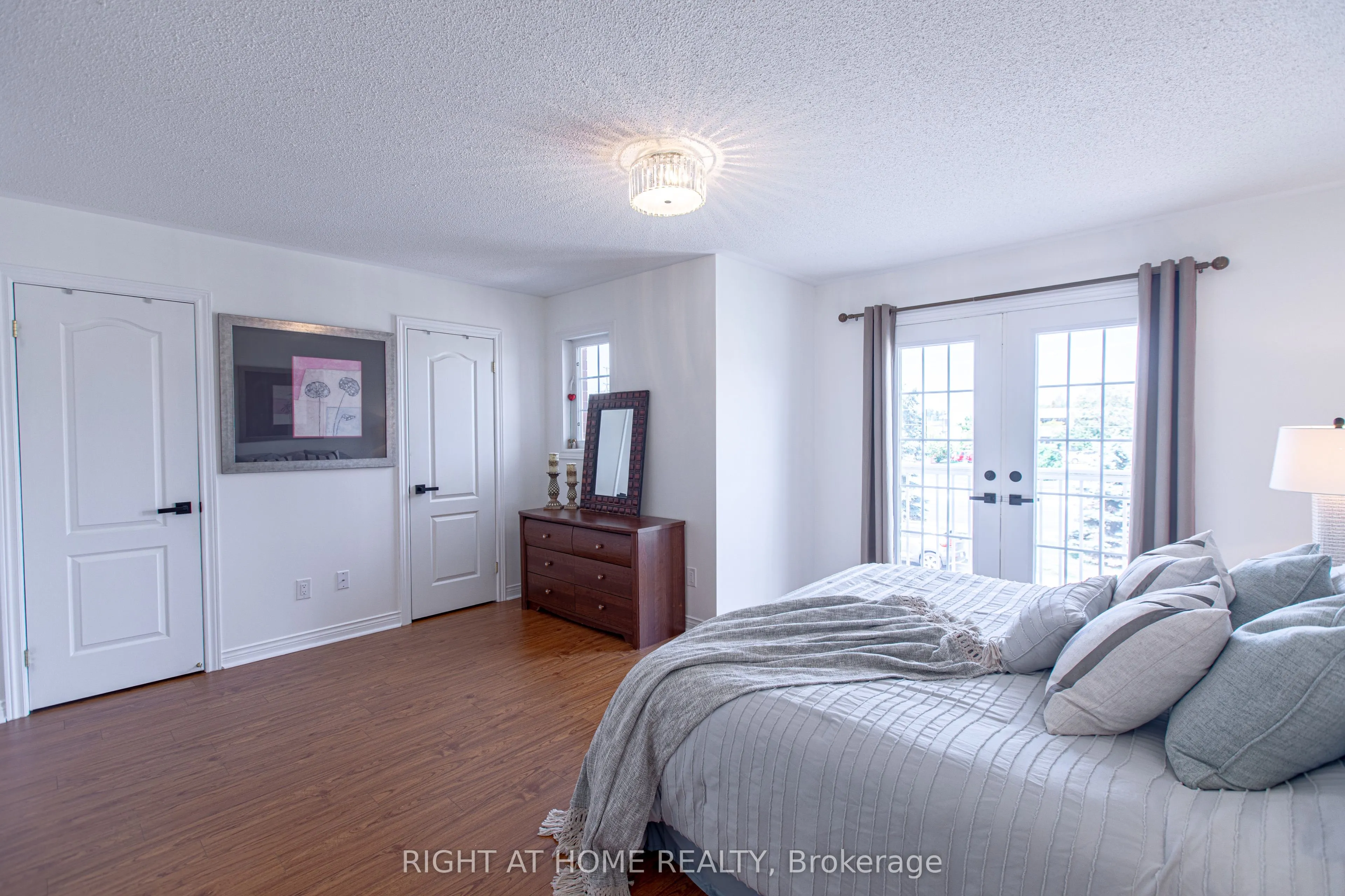 4 Old Orchard Crescent