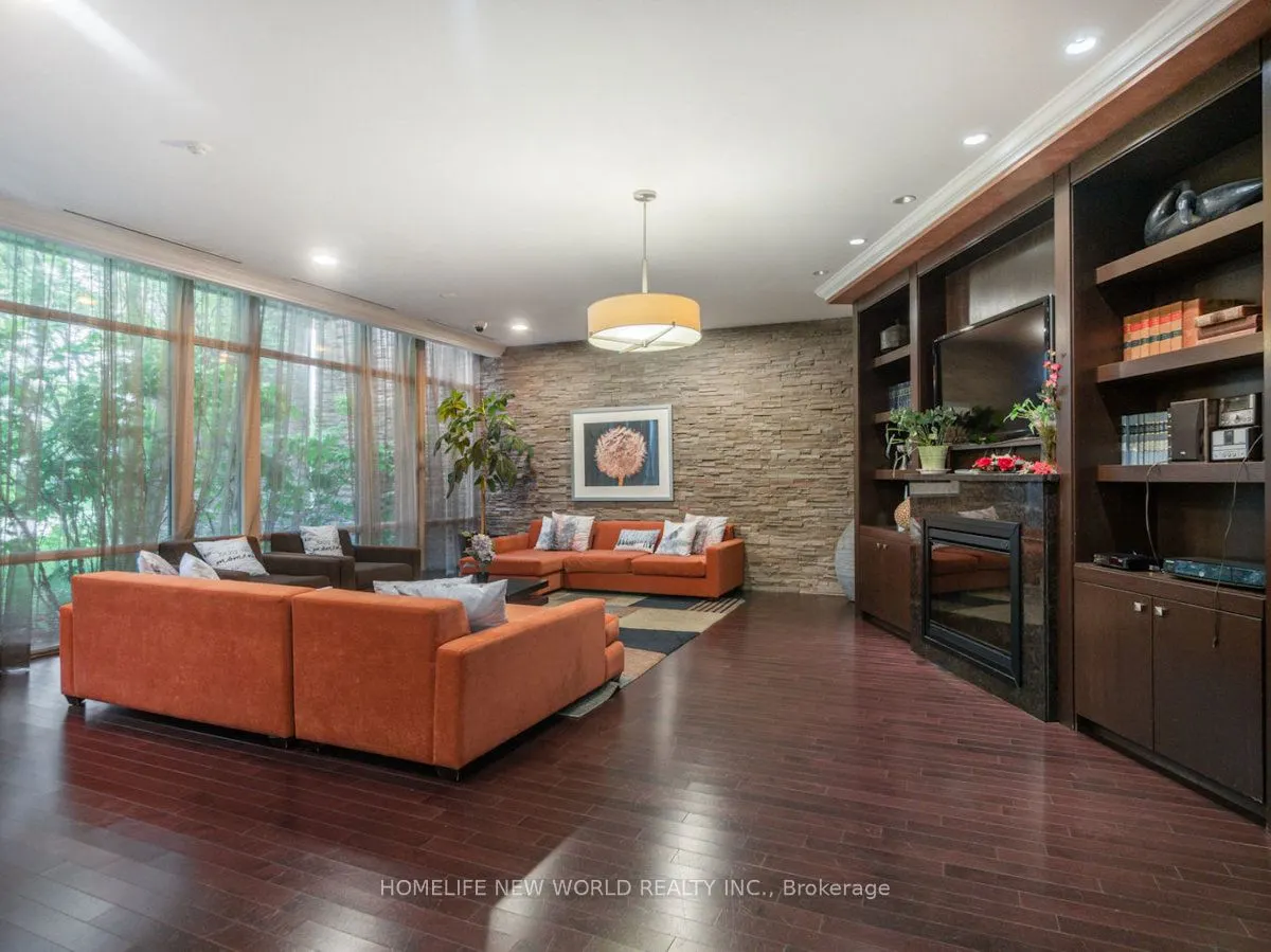 57 Upper Duke Crescent, #510