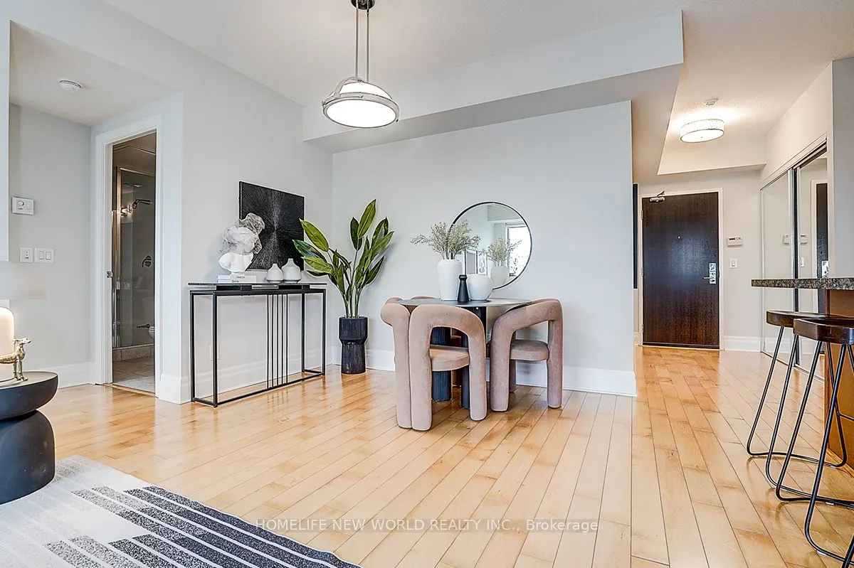 57 Upper Duke Crescent, #510