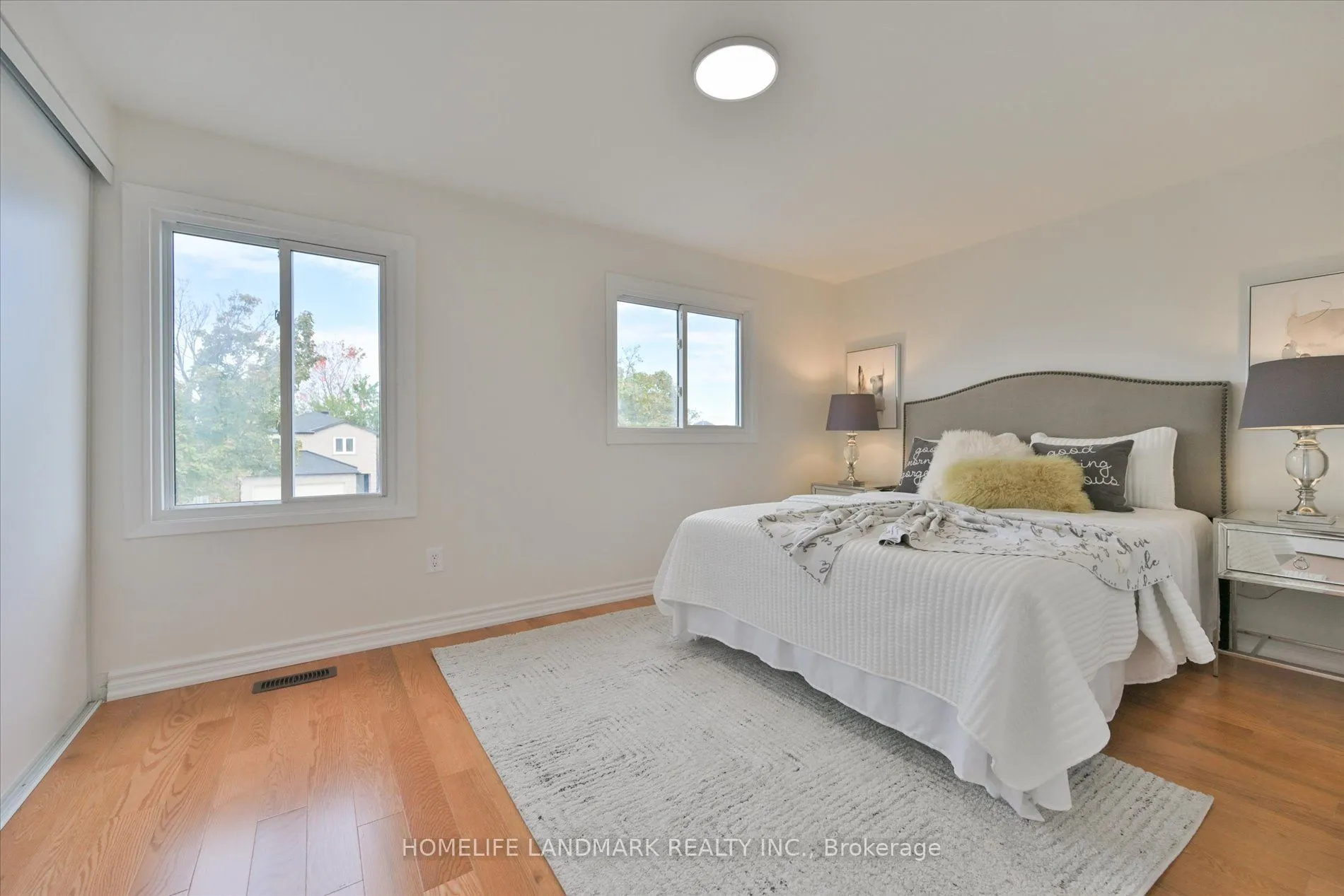 208 Woodhall Road