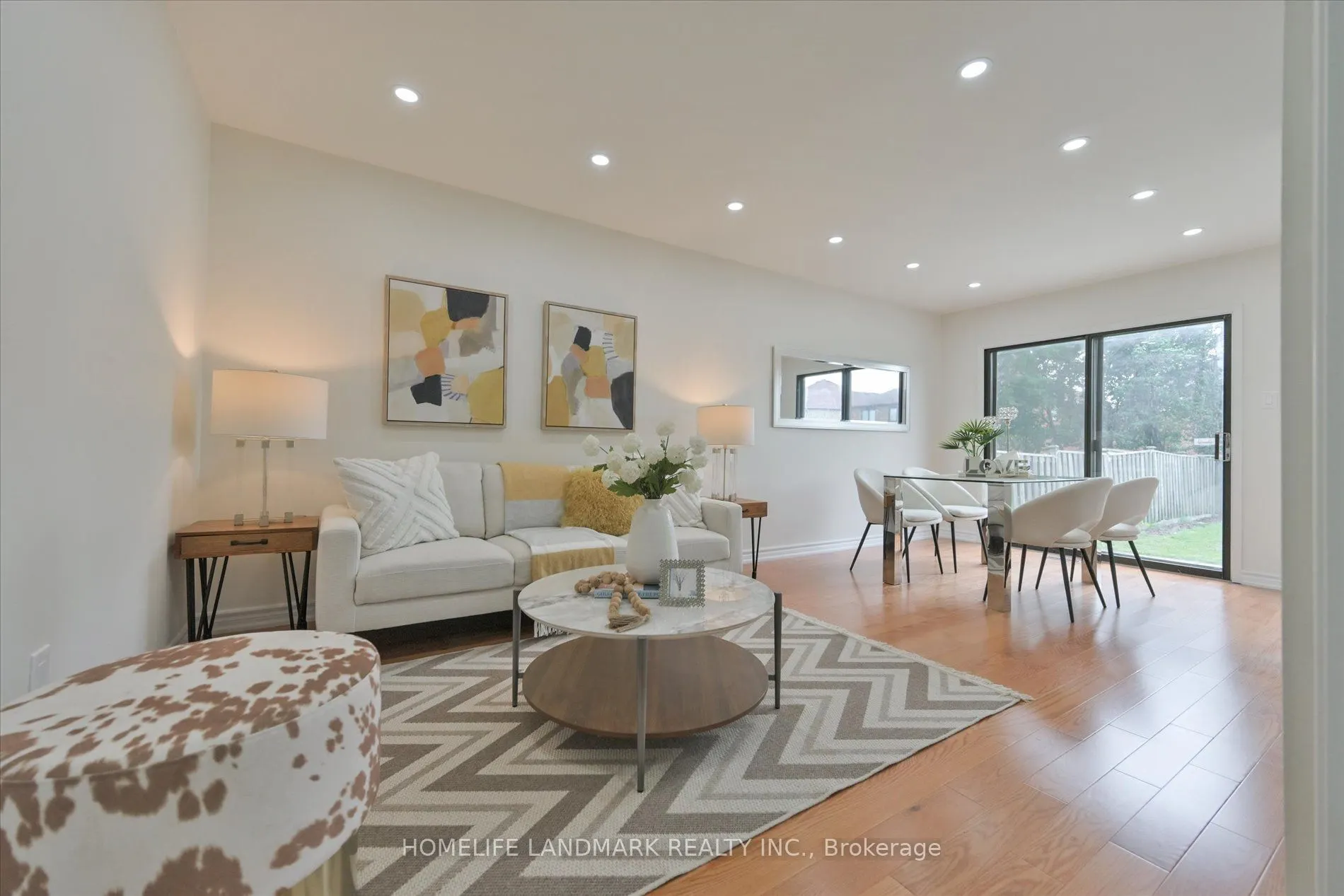 208 Woodhall Road