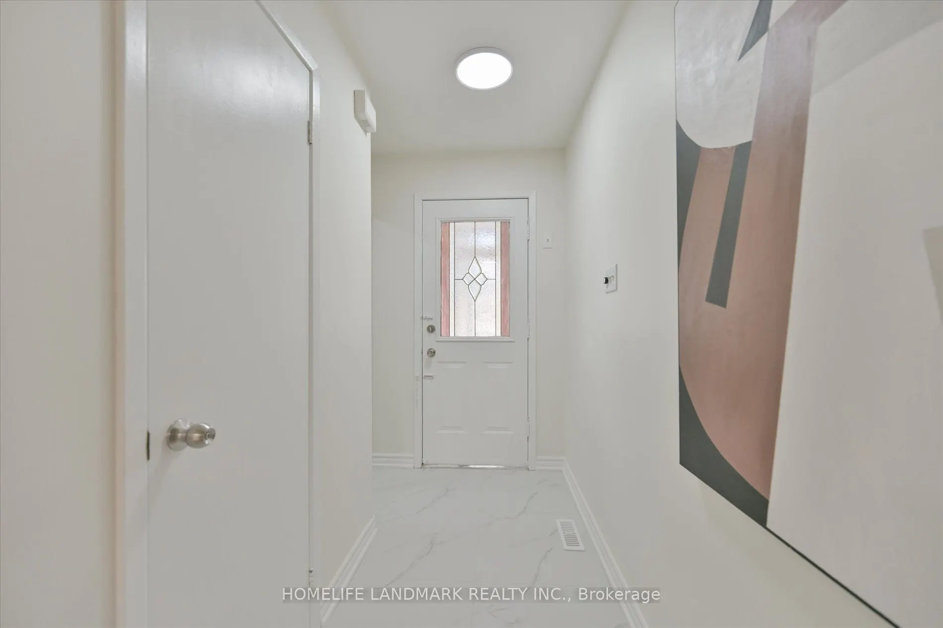 208 Woodhall Road