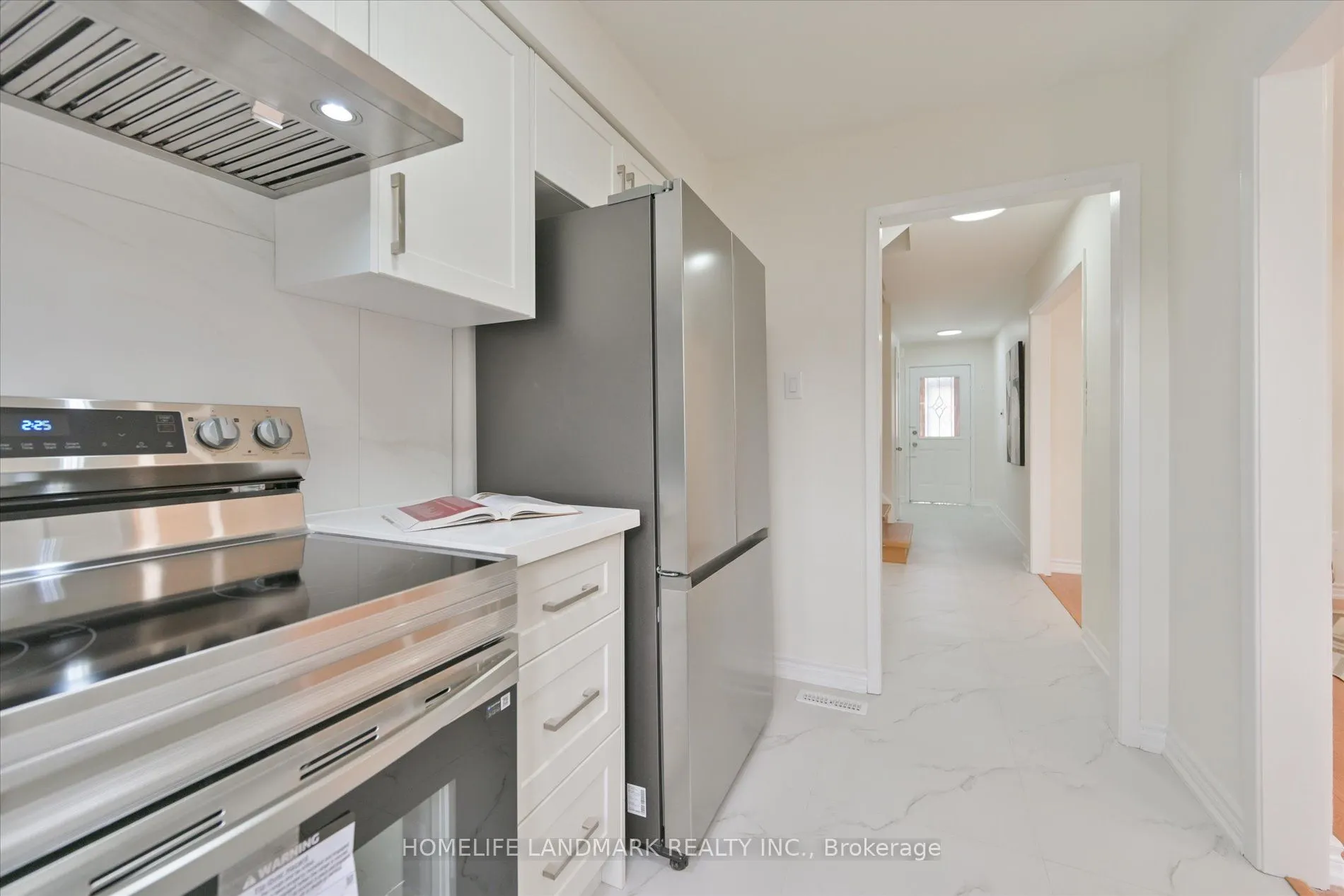 208 Woodhall Road