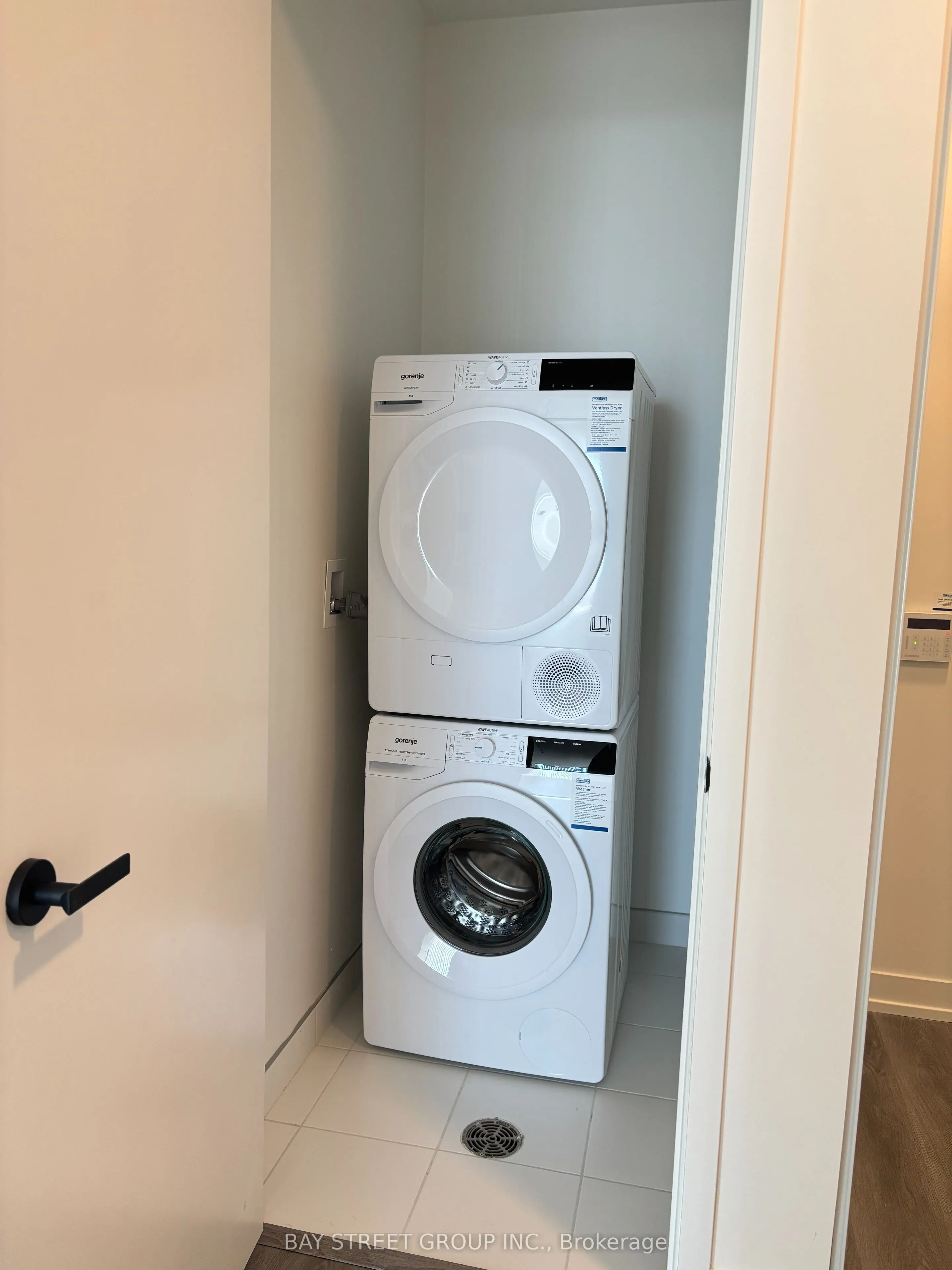 28 Interchange Way, #4612