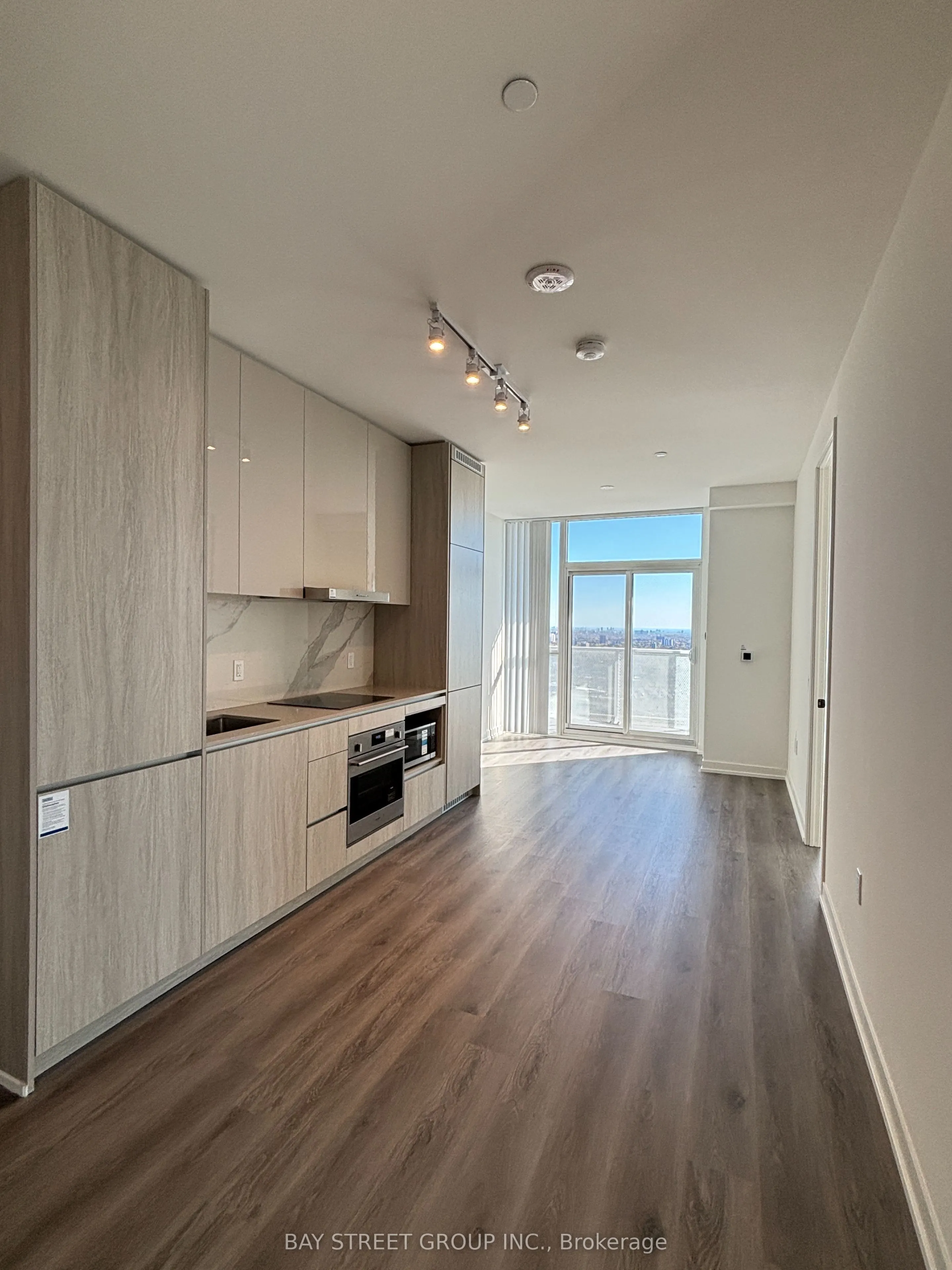28 Interchange Way, #4612