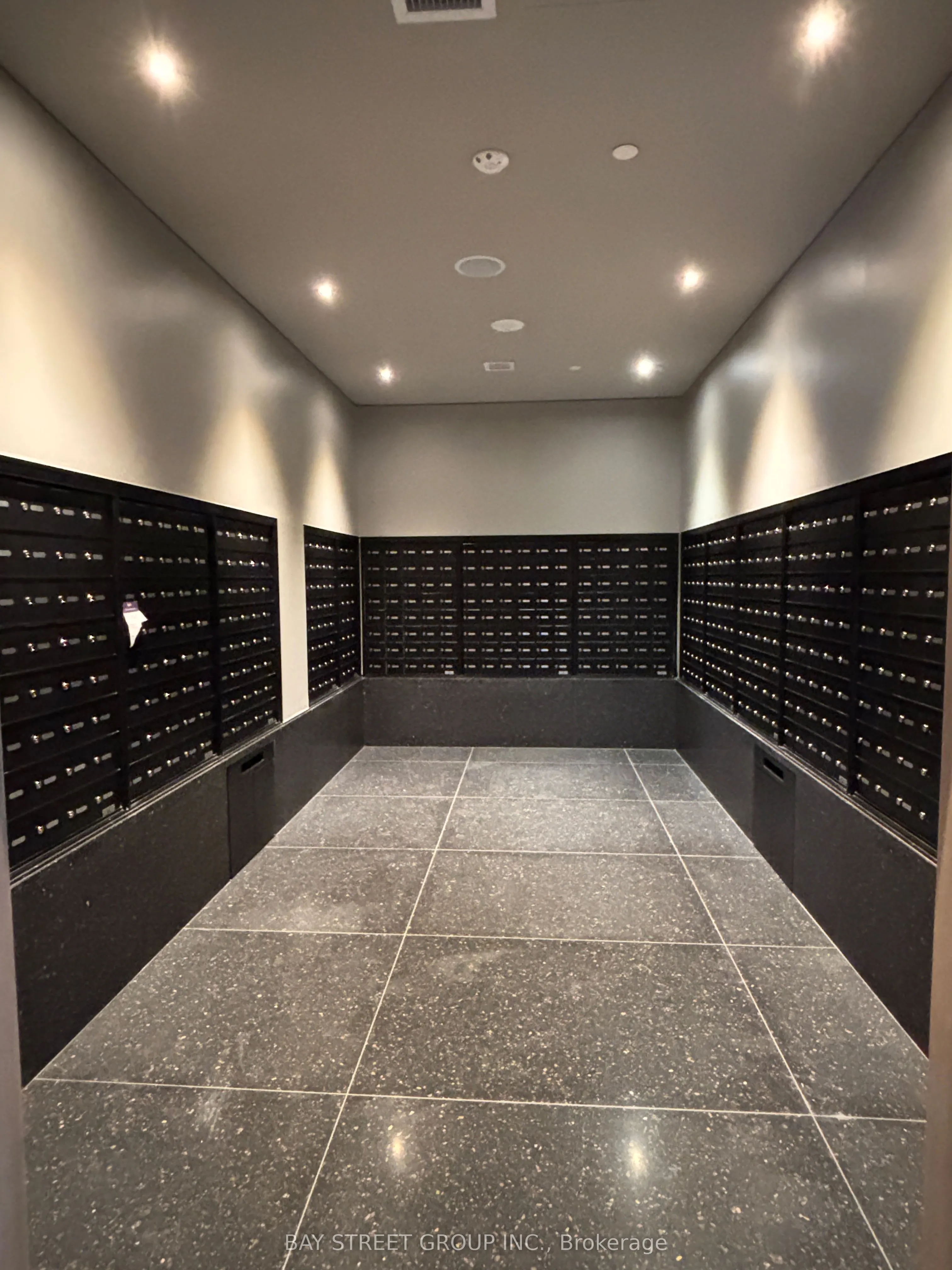 28 Interchange Way, #4612