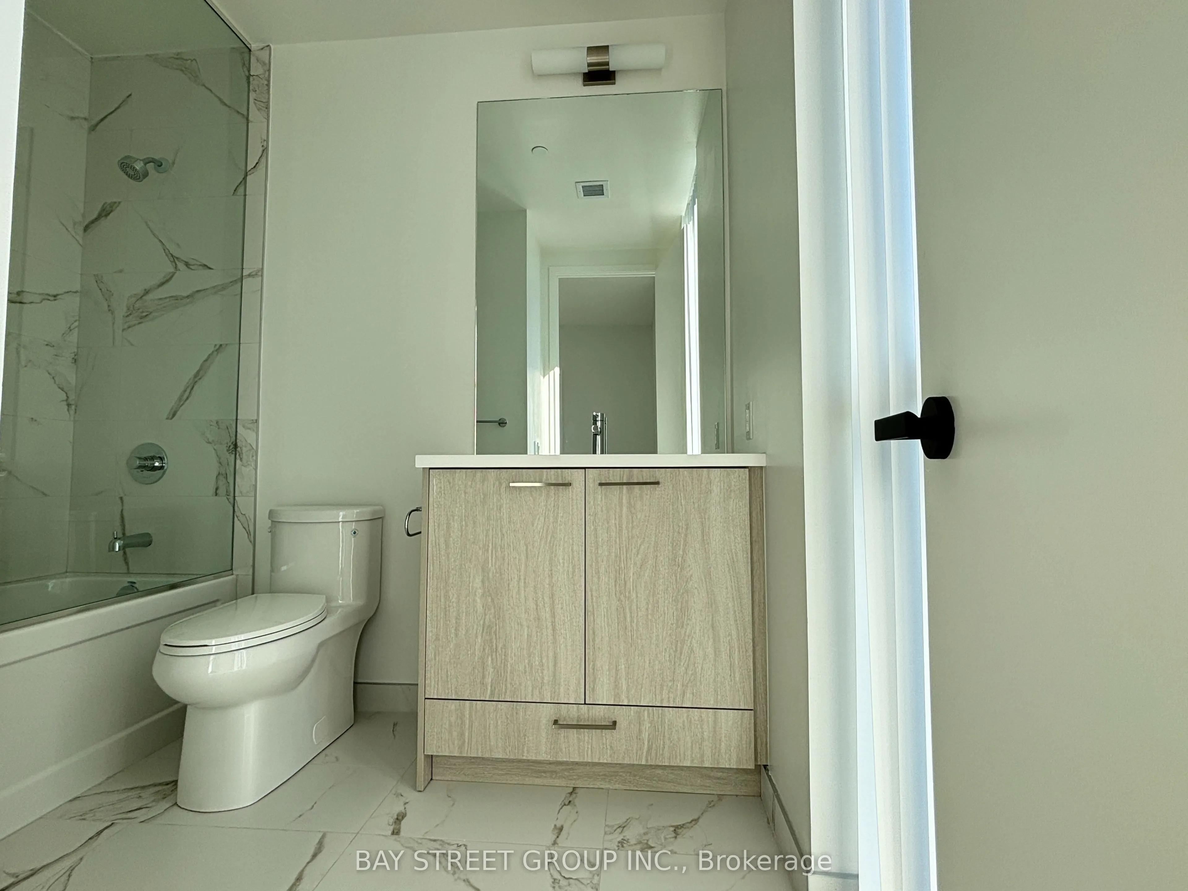 28 Interchange Way, #4612