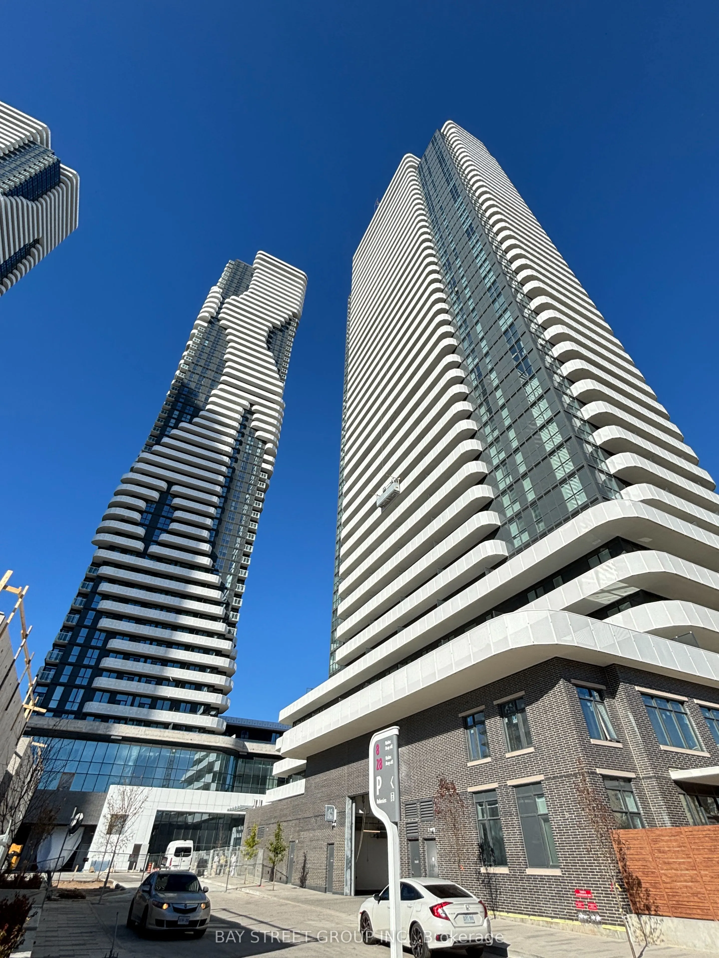 28 Interchange Way, #4612