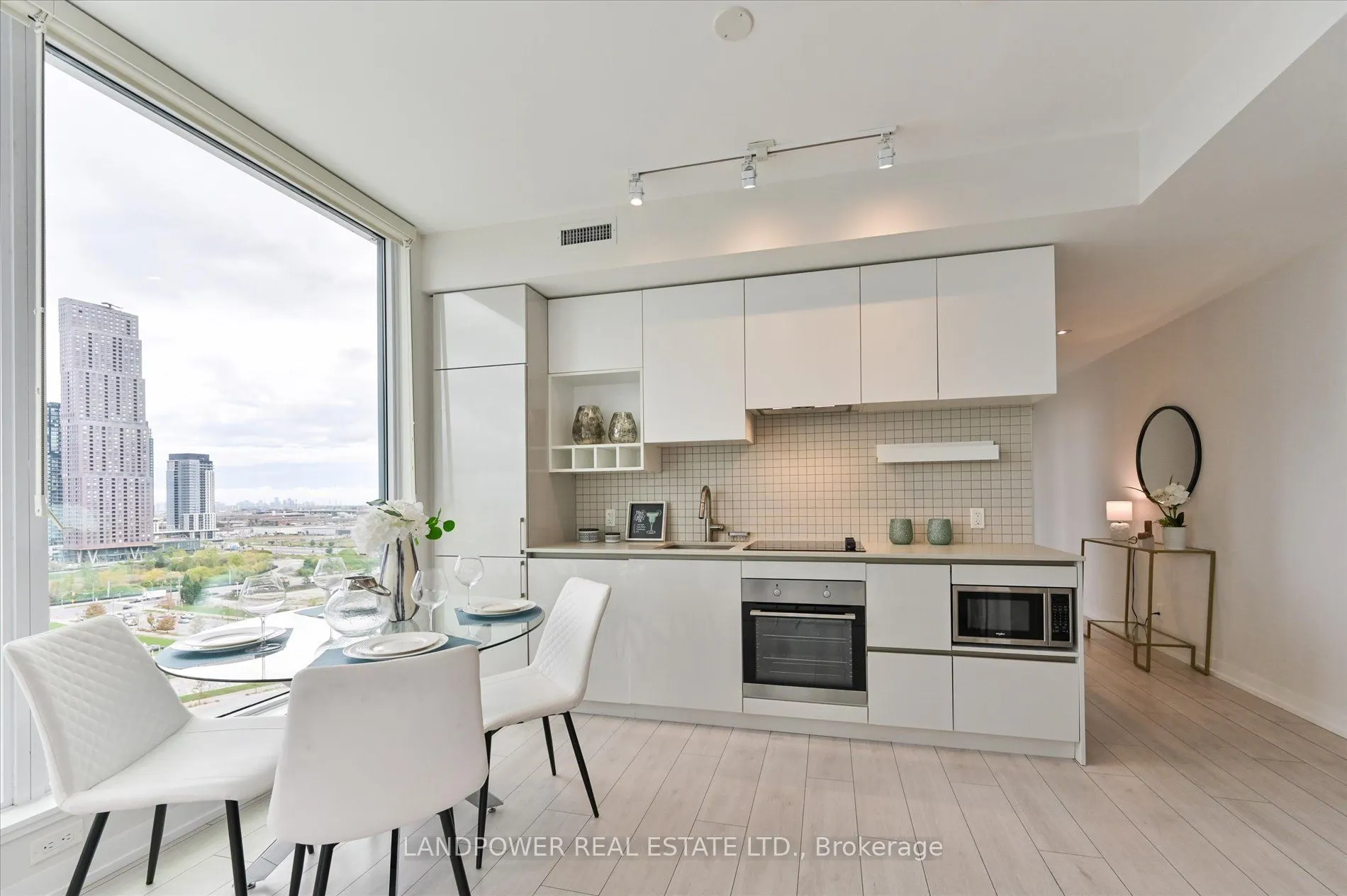 5 Buttermill Avenue, #1602
