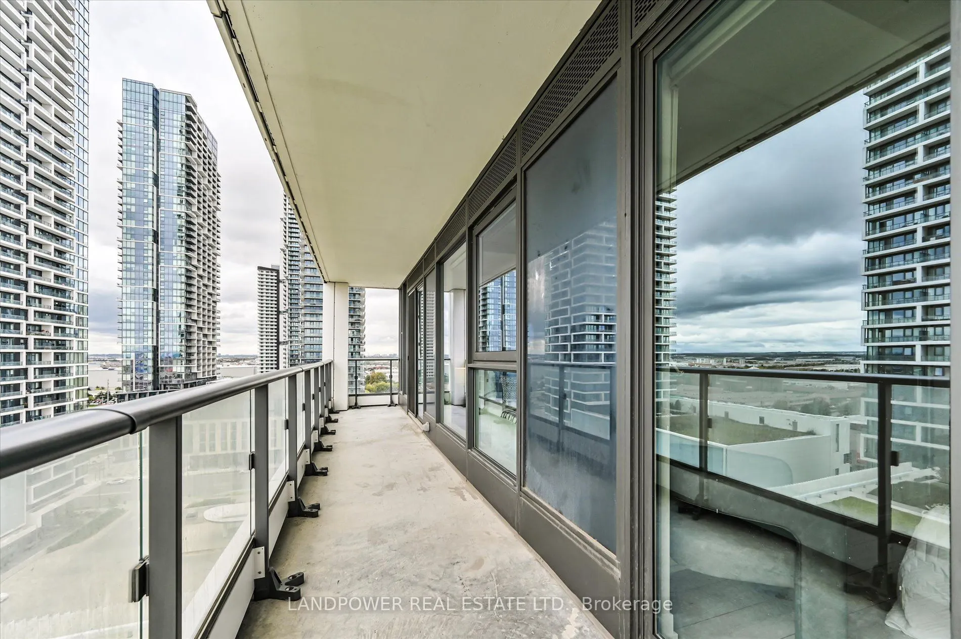 5 Buttermill Avenue, #1602