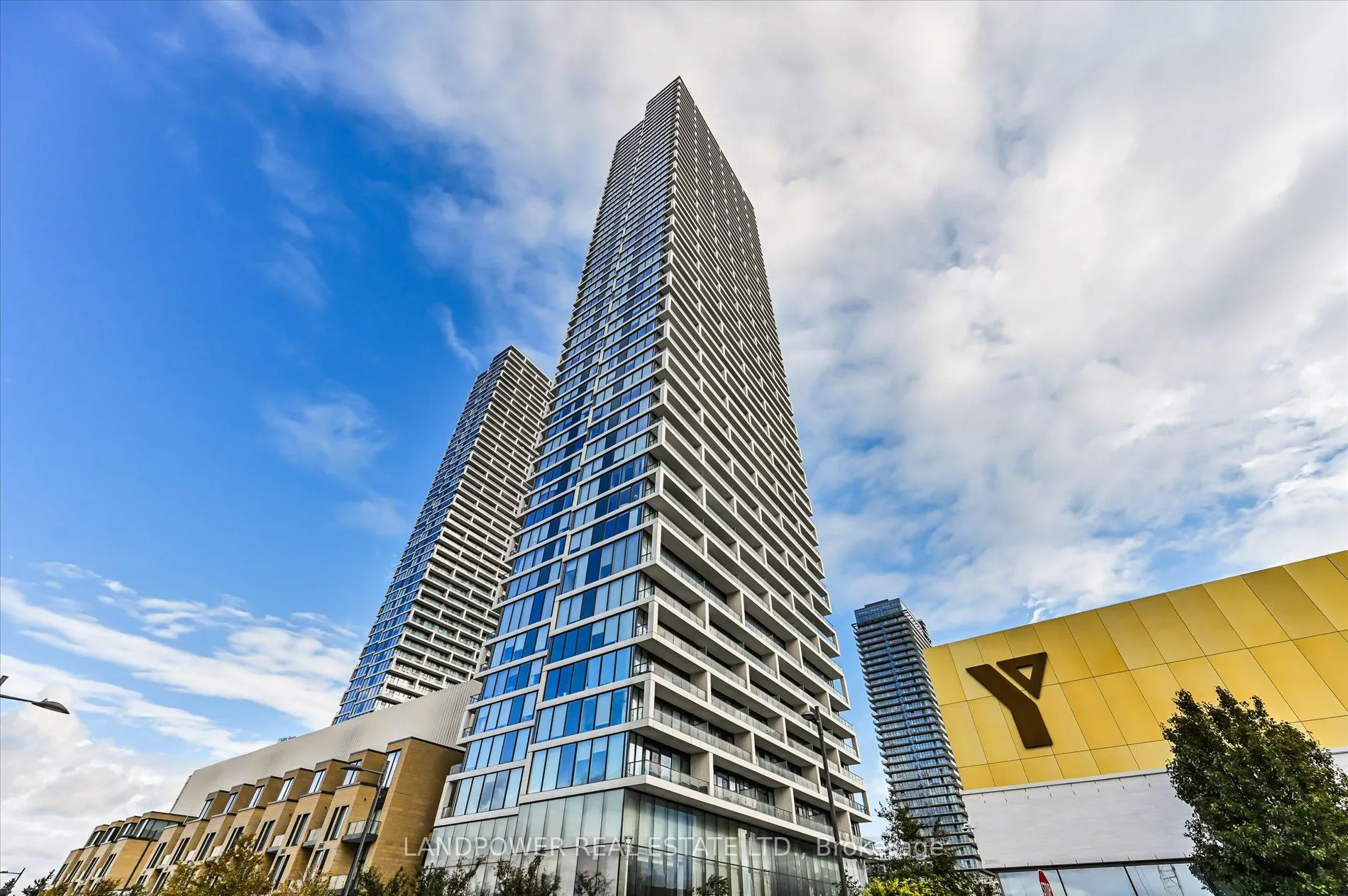 5 Buttermill Avenue, #1602