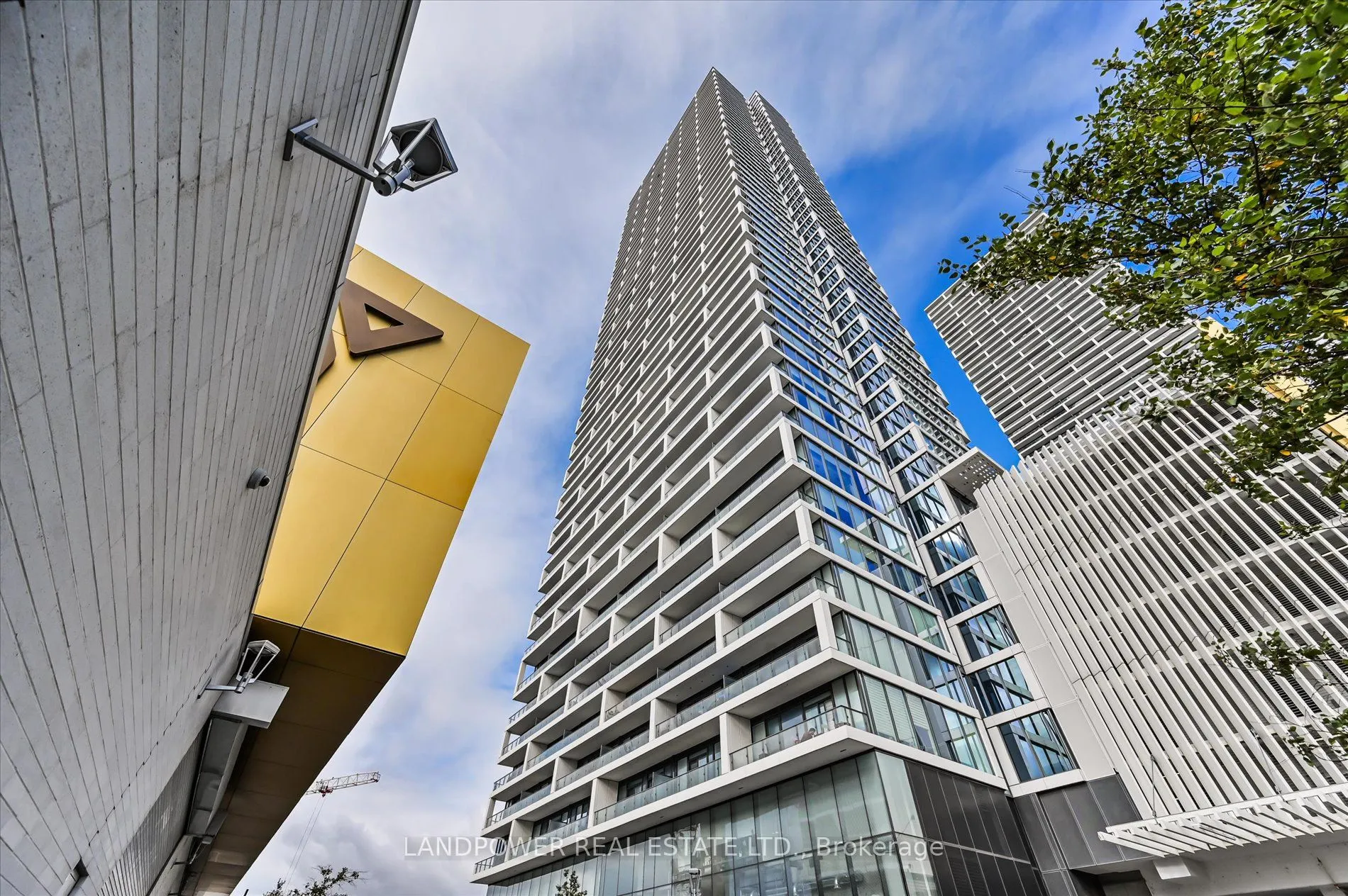5 Buttermill Avenue, #1602