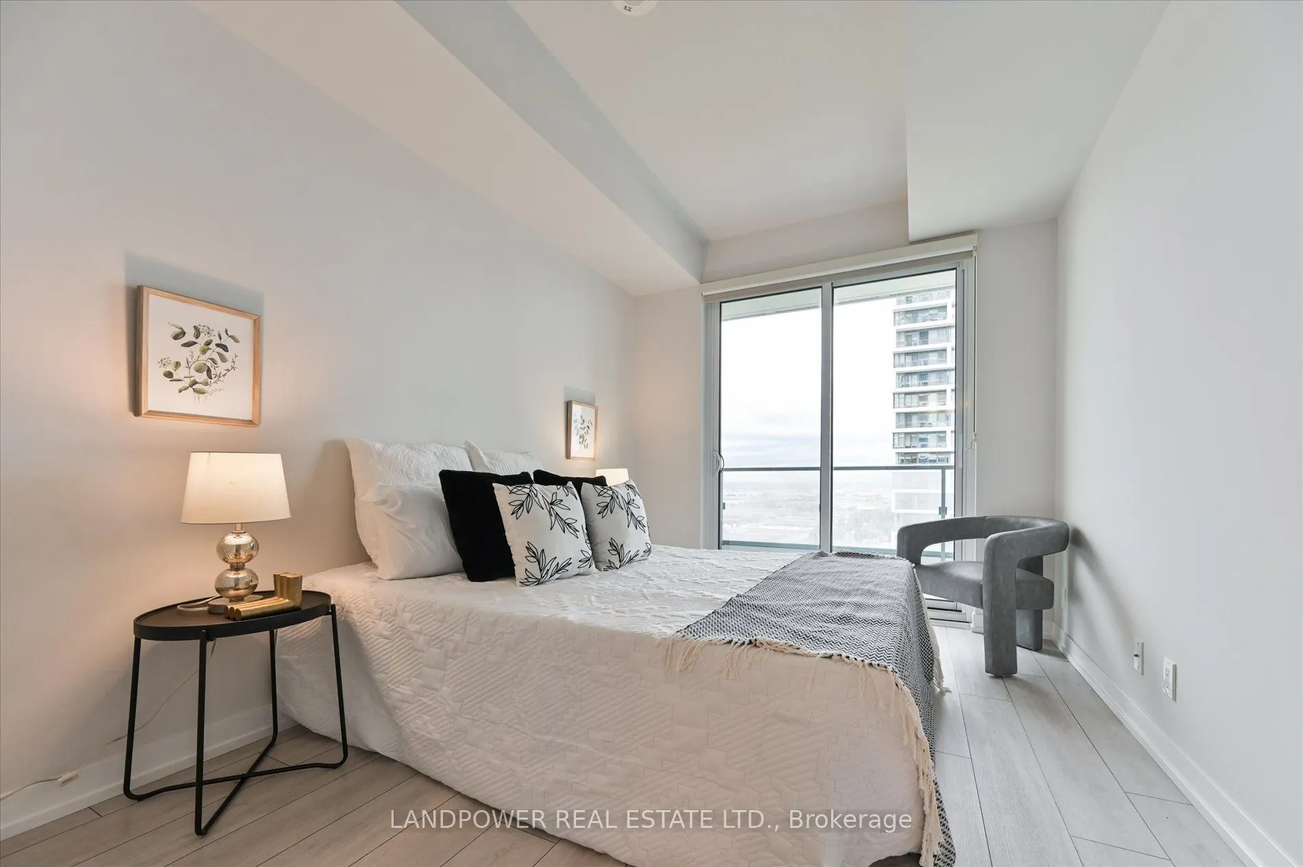 5 Buttermill Avenue, #1602