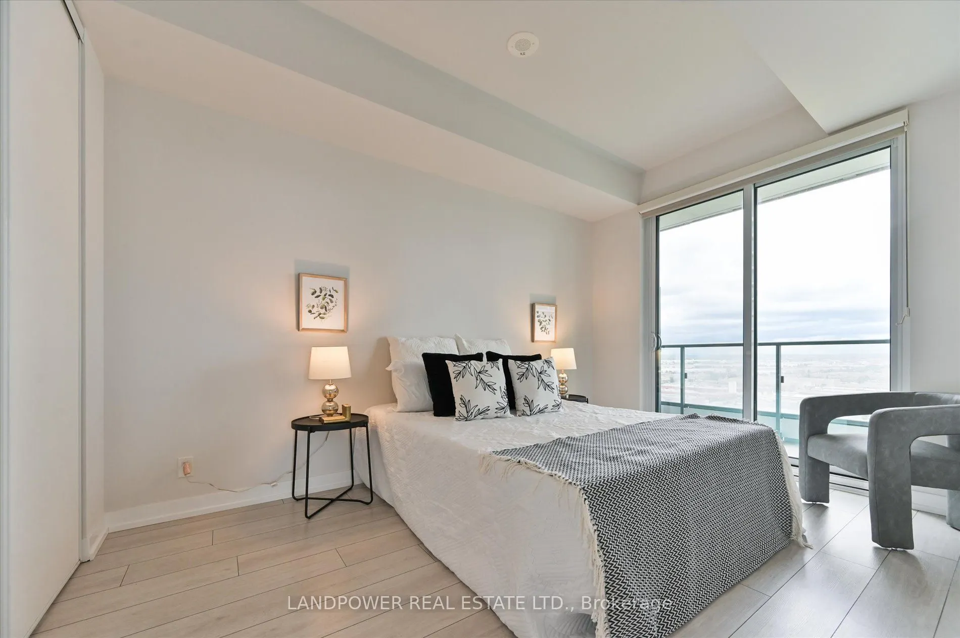5 Buttermill Avenue, #1602
