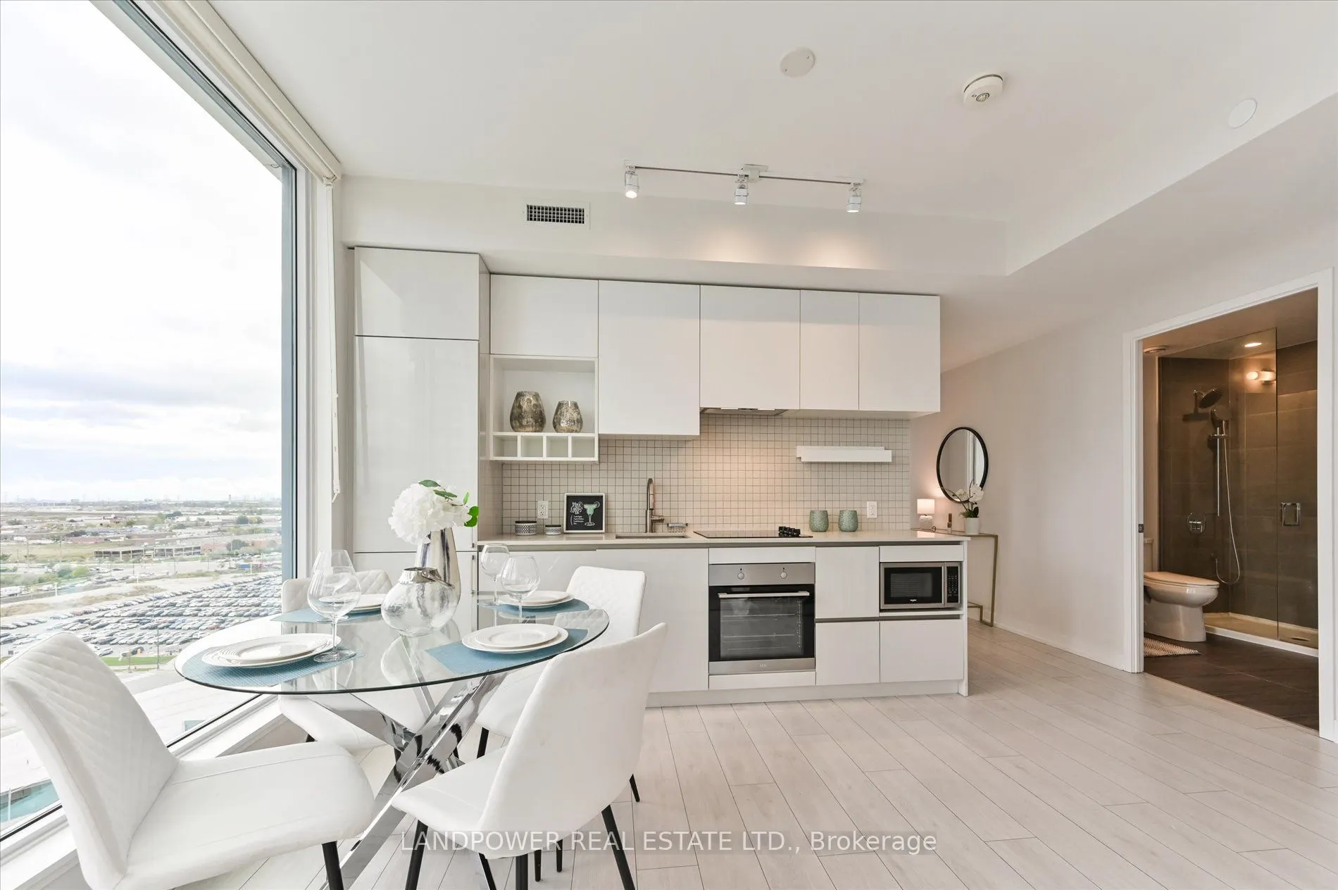 5 Buttermill Avenue, #1602