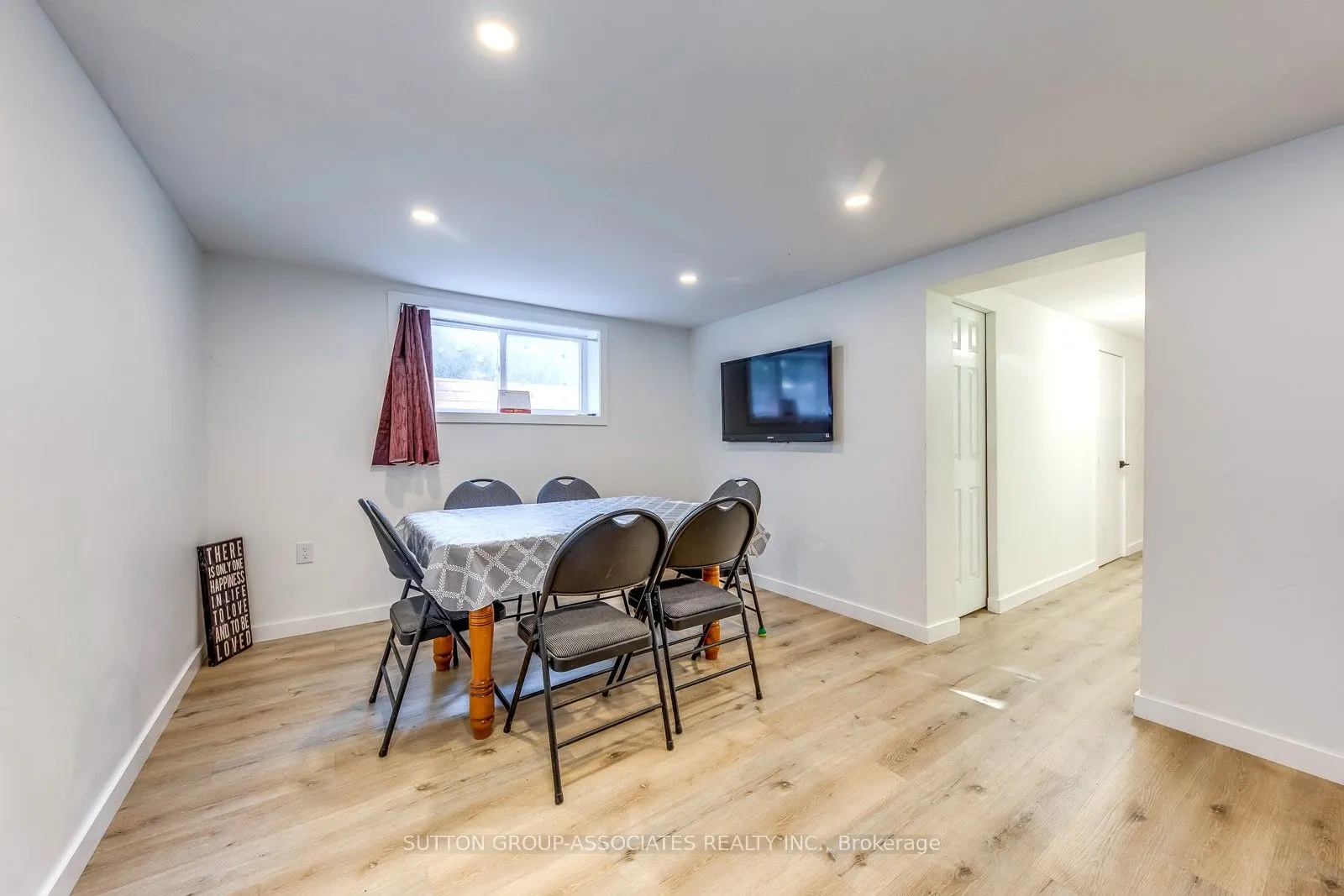 1 Laurentide Avenue