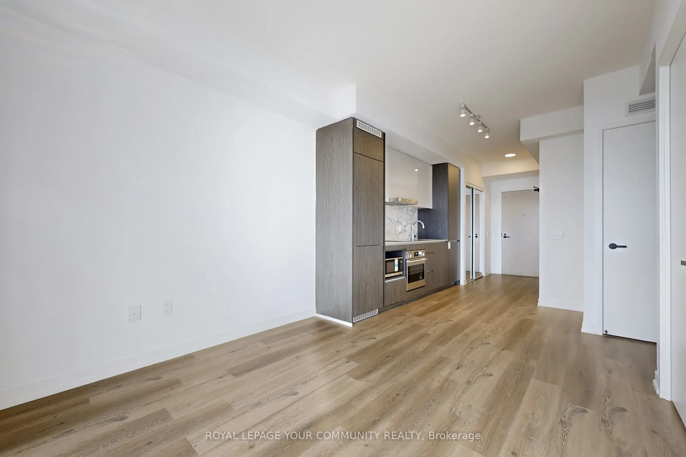 28 Interchange Way, #4508