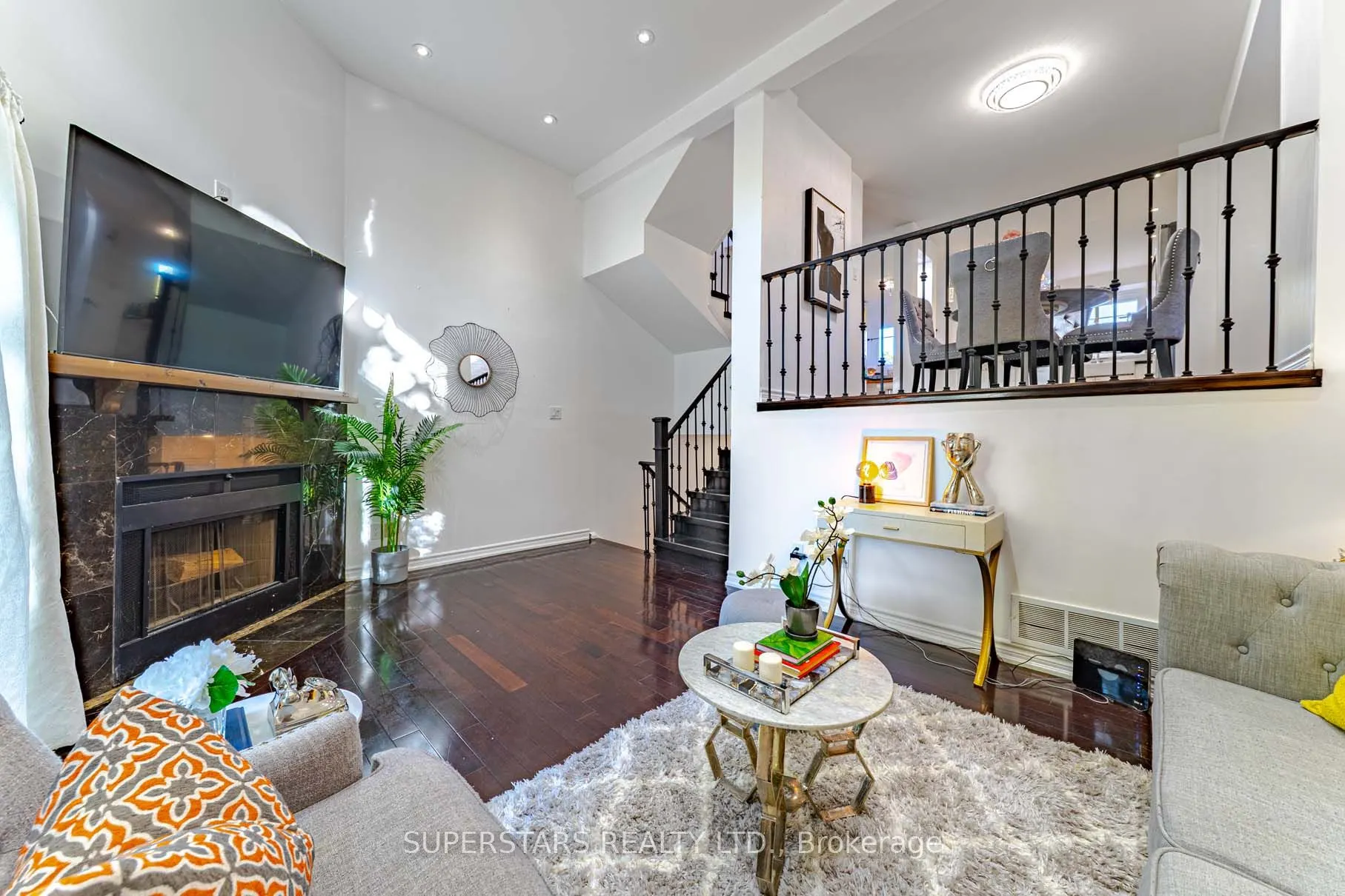 50 Cottonwood Court