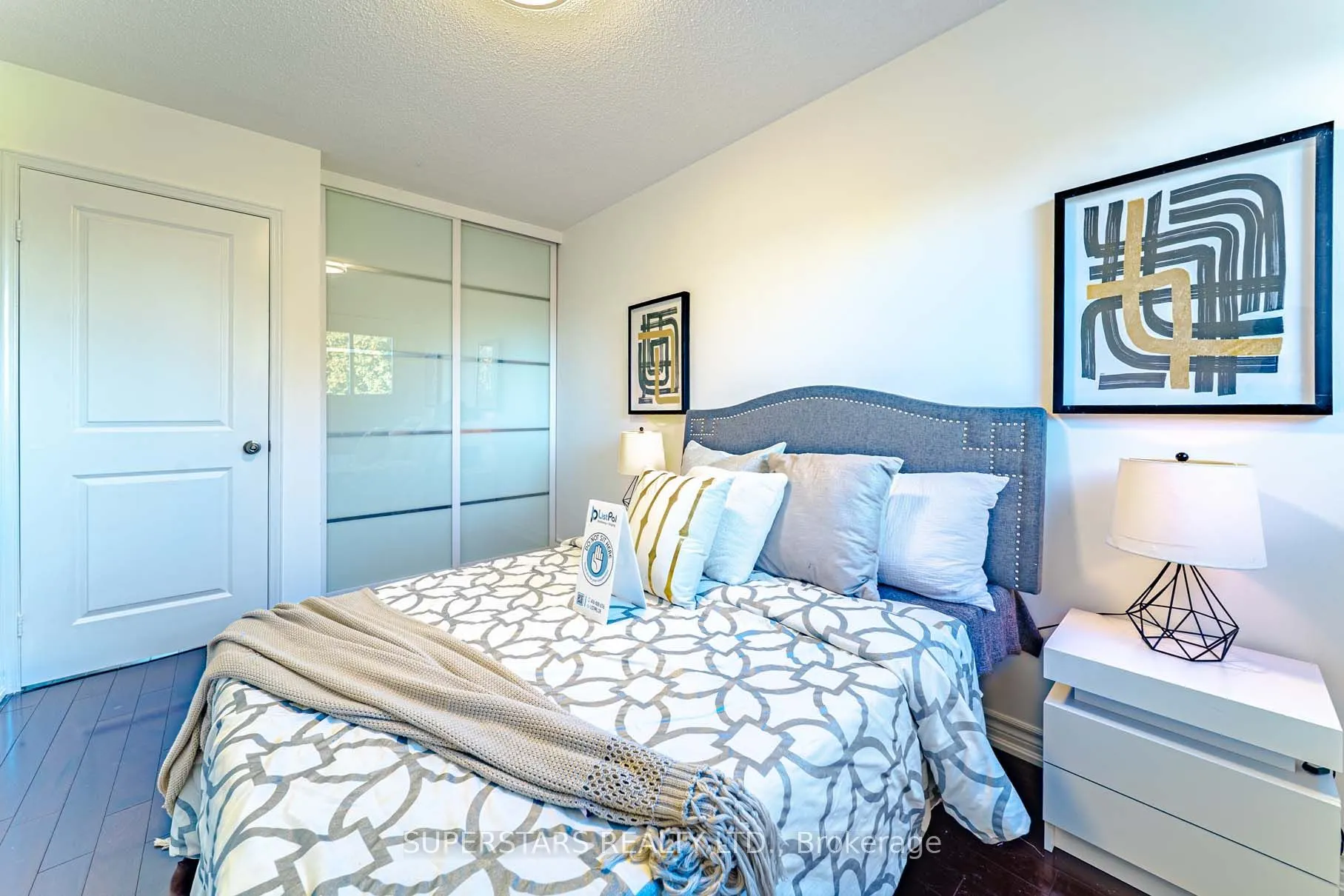 50 Cottonwood Court