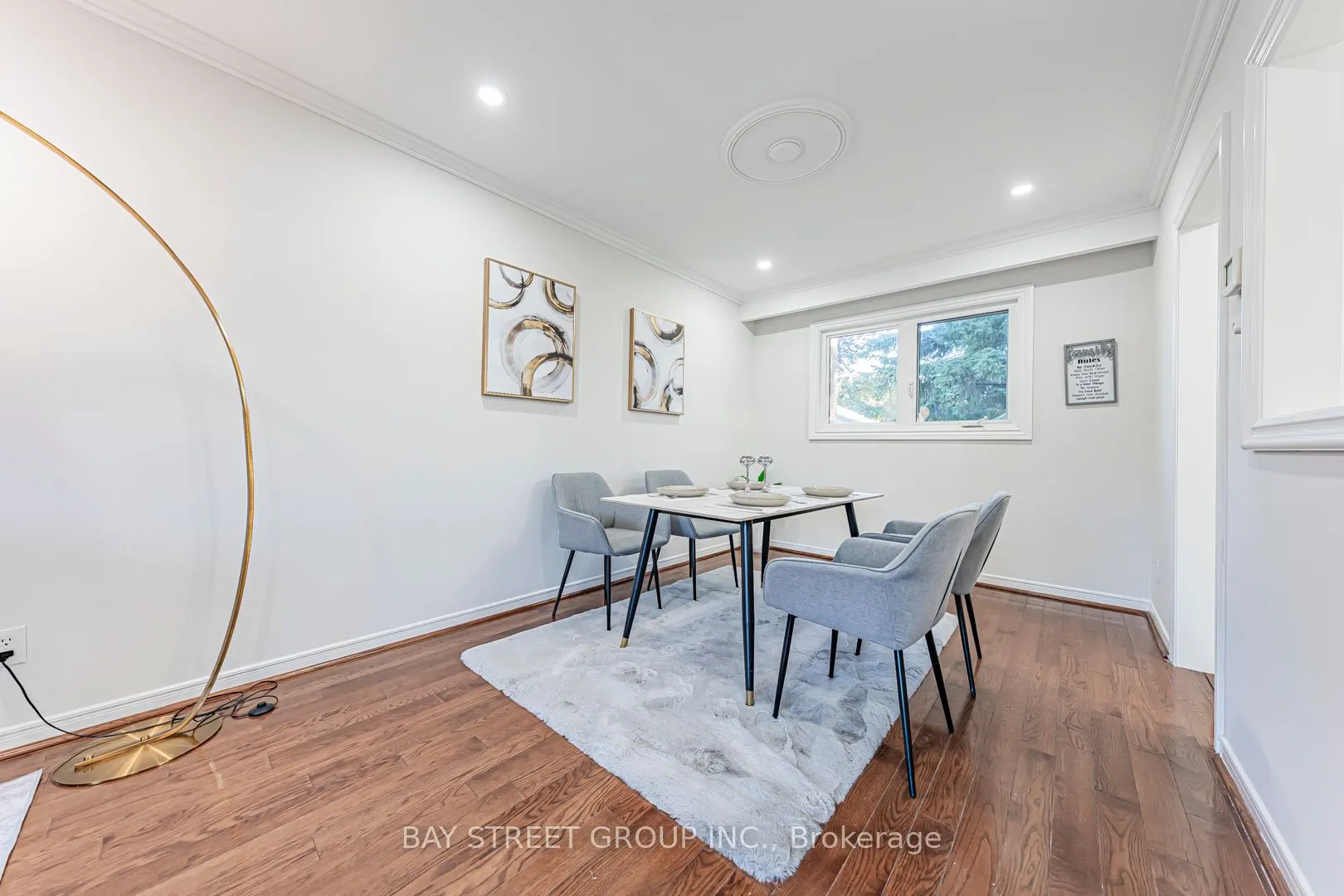 4 Sir Brandiles Place