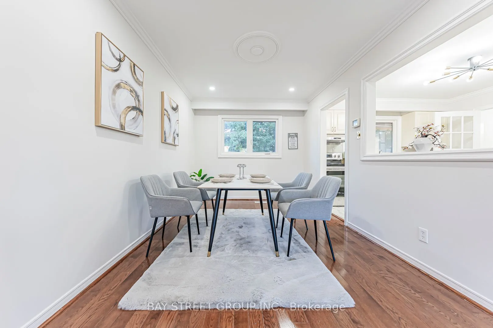 4 Sir Brandiles Place