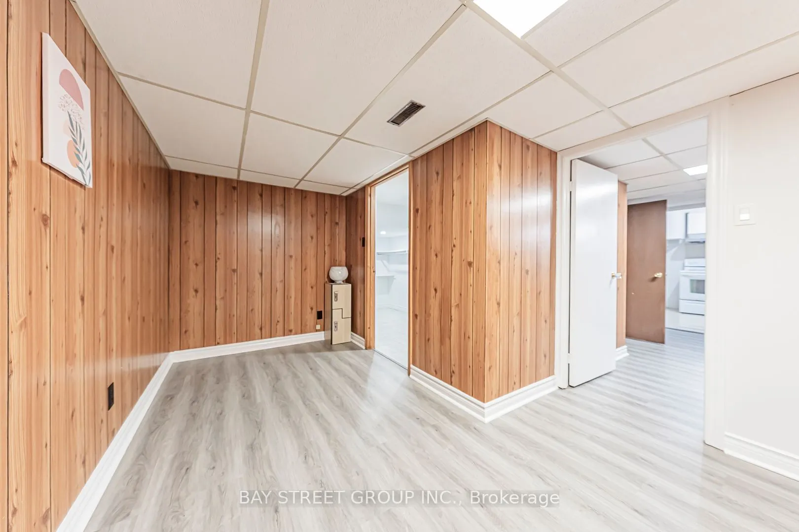 4 Sir Brandiles Place