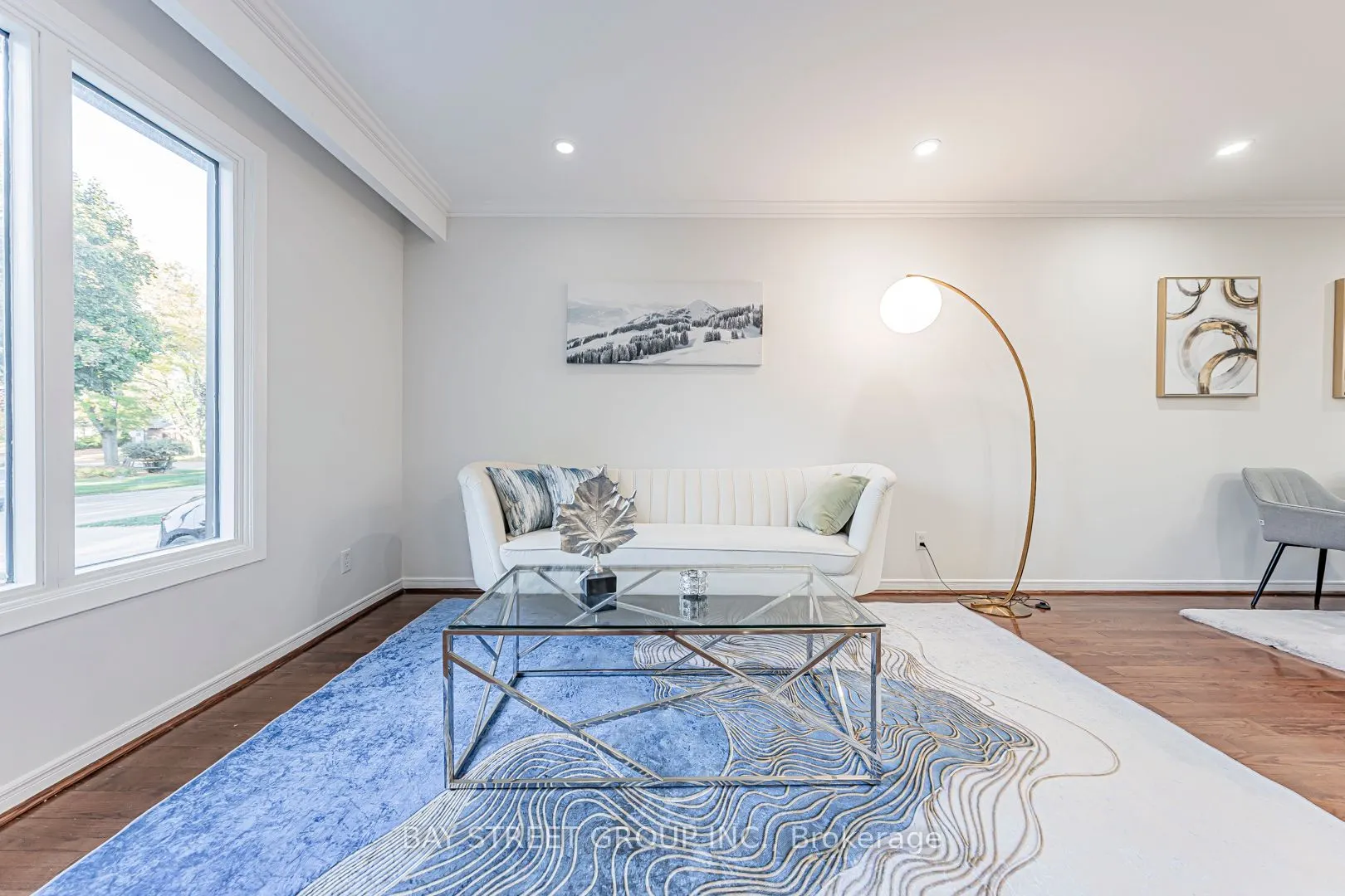 4 Sir Brandiles Place