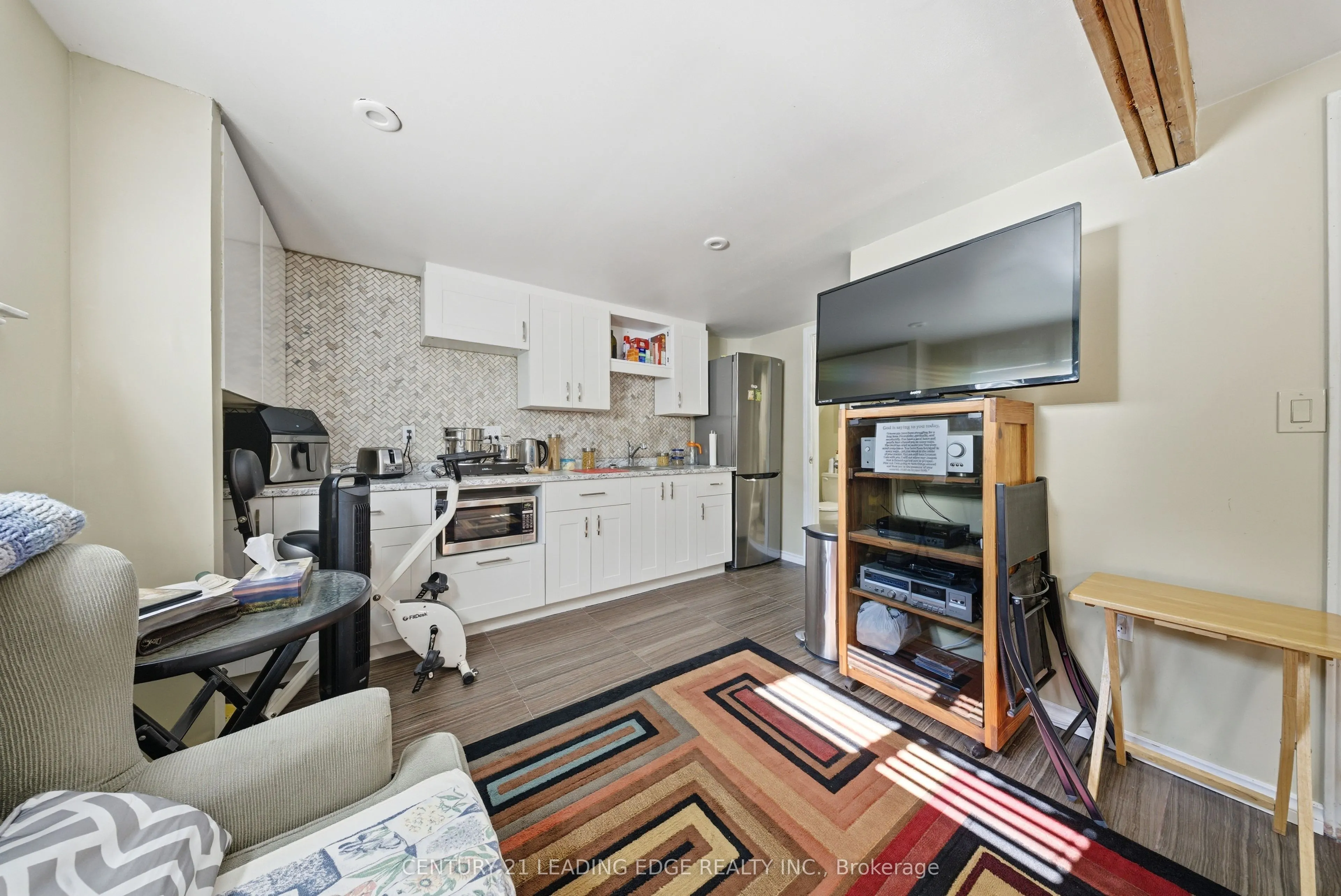 55 Lake Drive N
