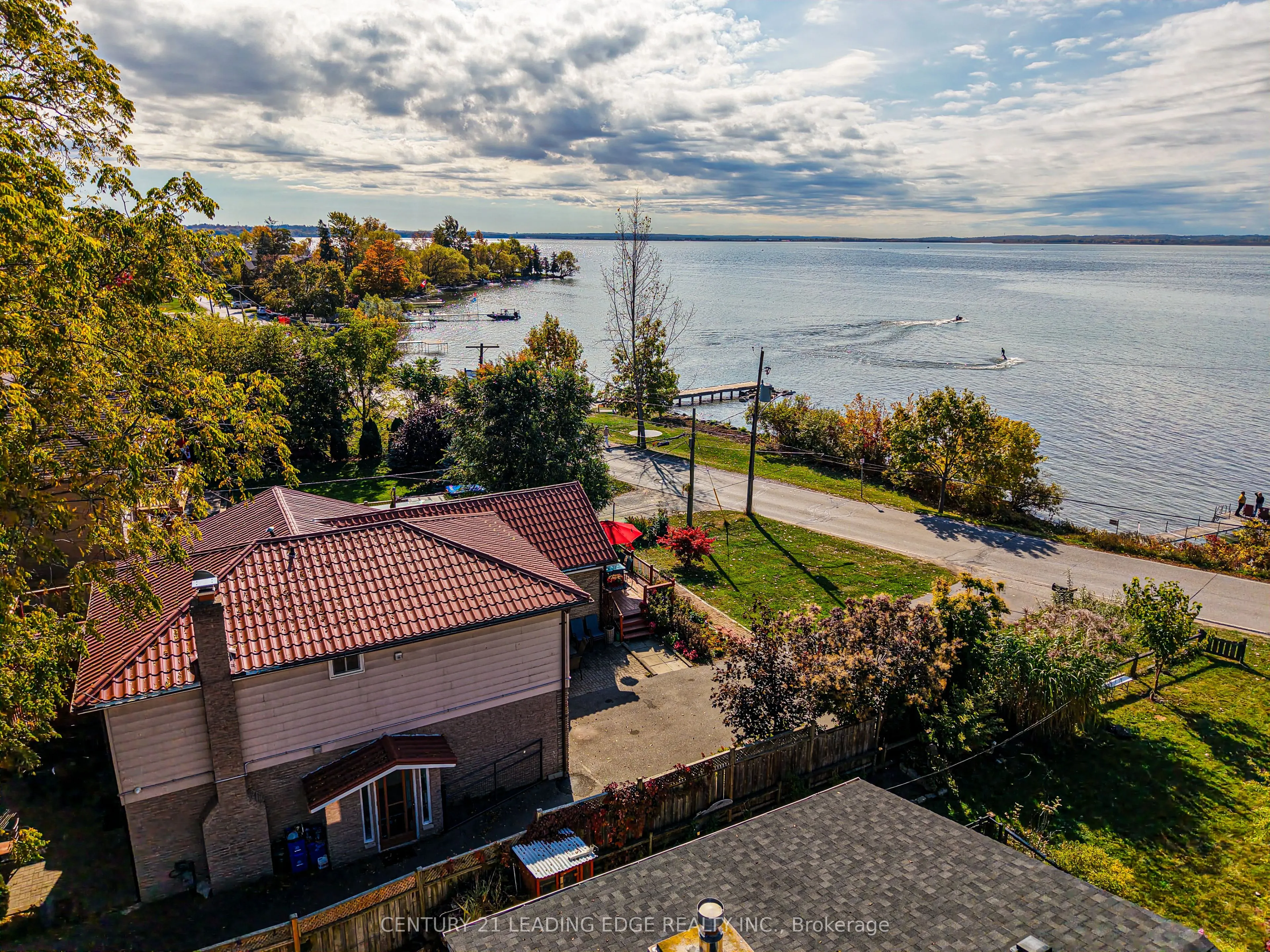 55 Lake Drive N