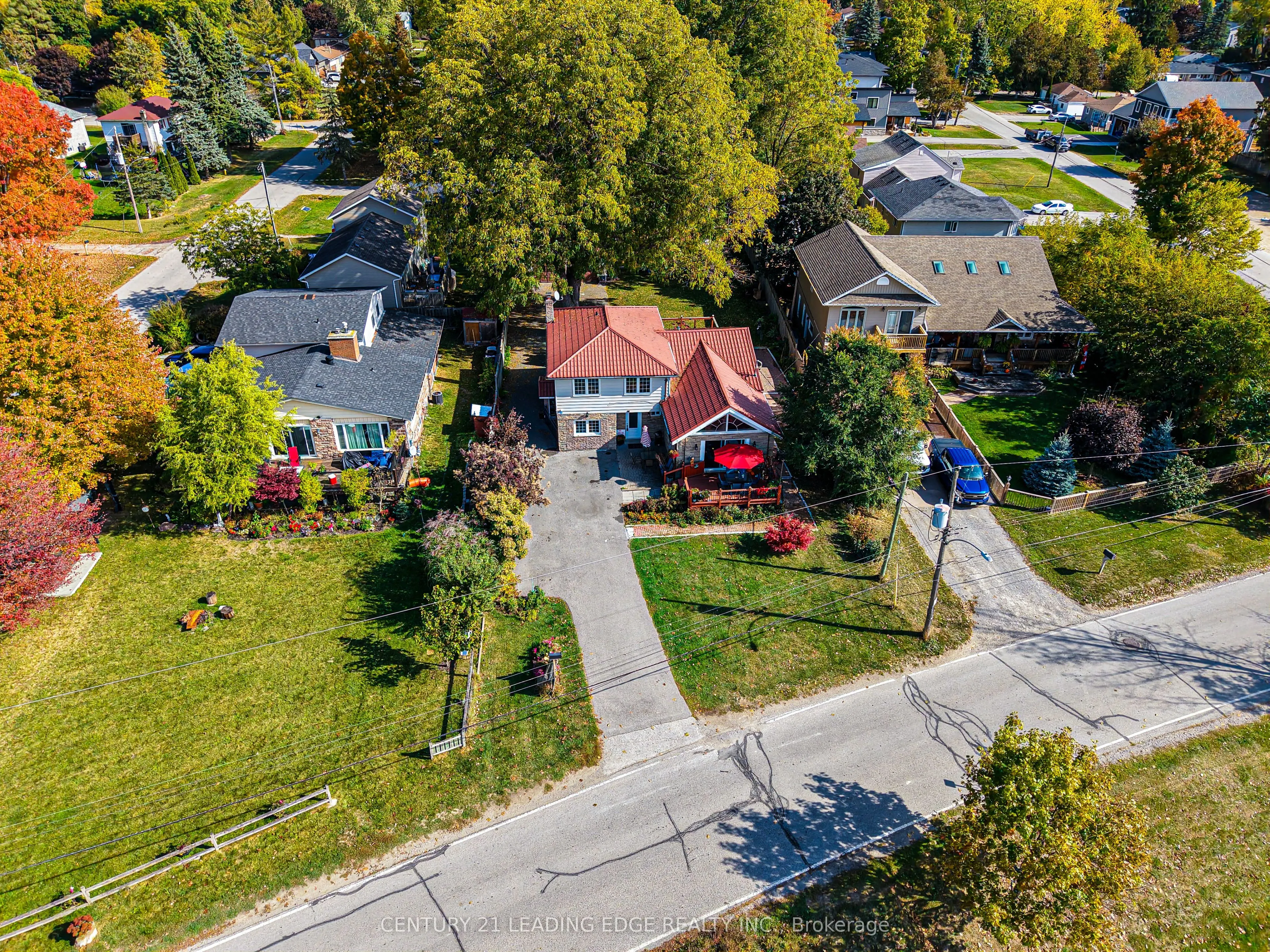 55 Lake Drive N