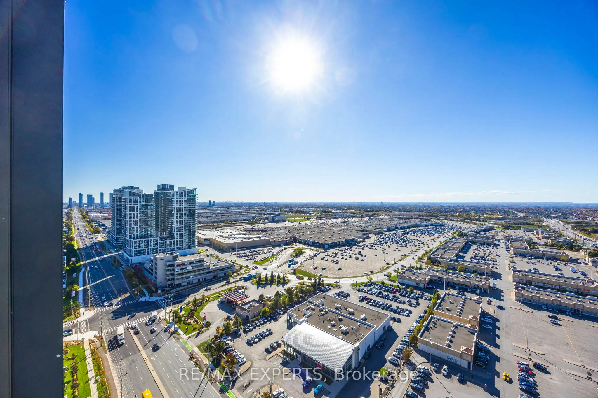 10 Abeja Street, #2521